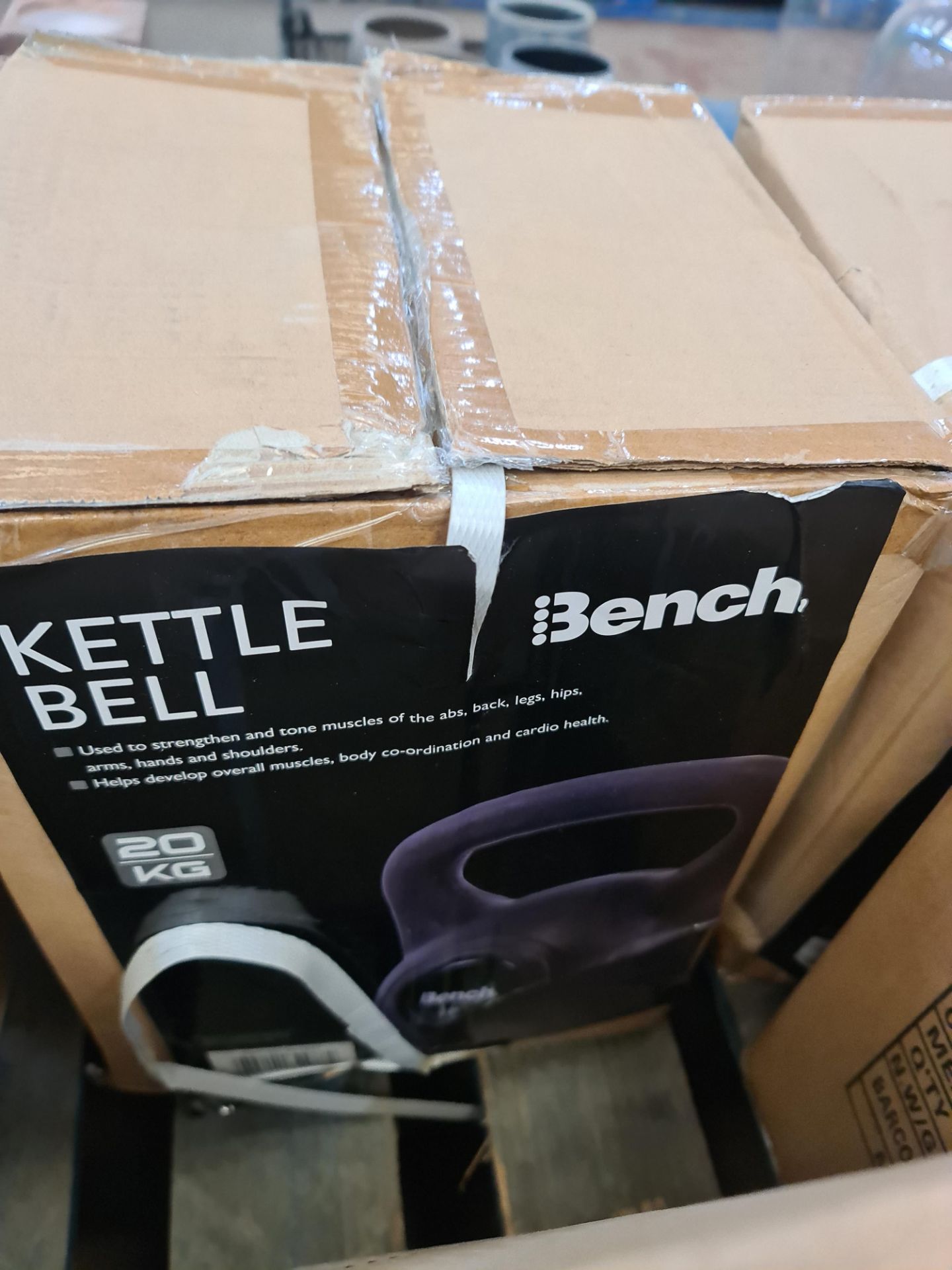 Set of 4 Bench kettle bells, individually boxed, sized 10kg, 12kg, 16kg and 20kg - Image 4 of 5