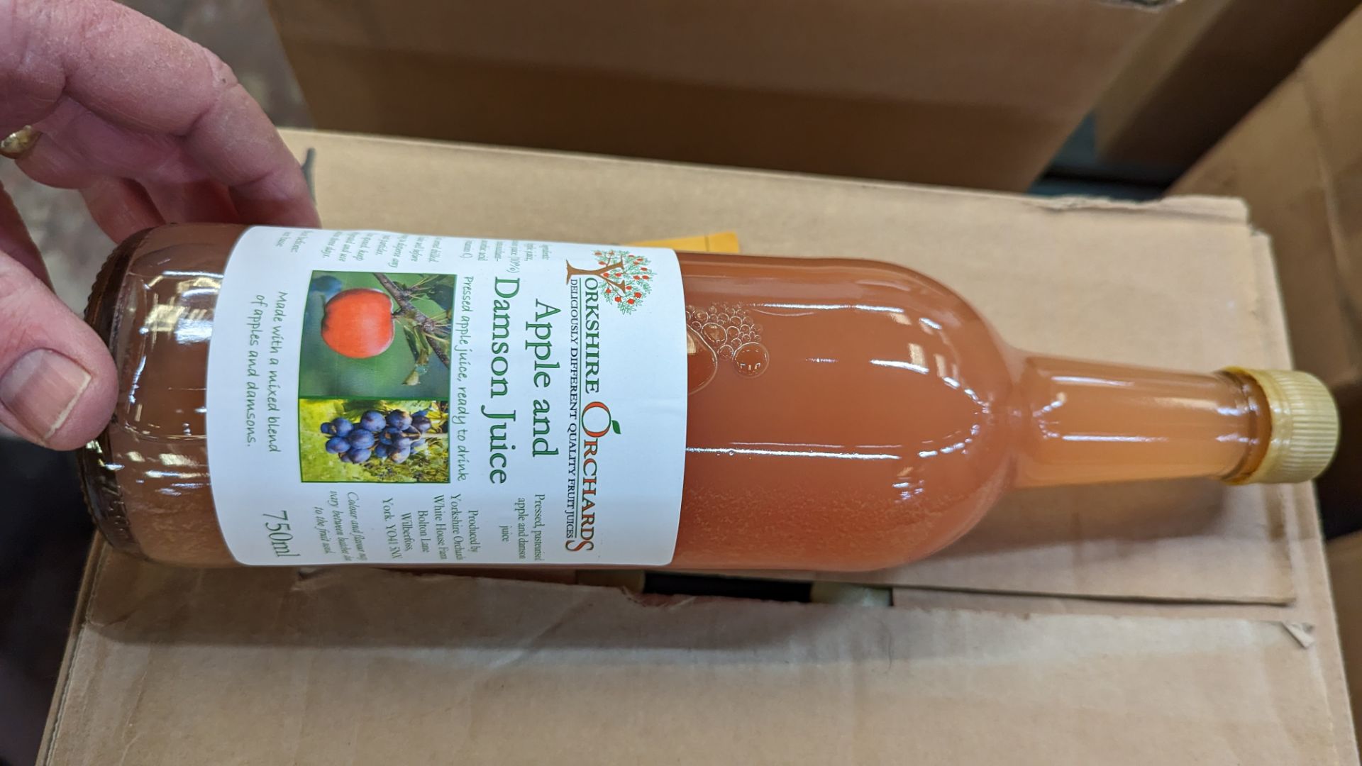 24 off 750ml bottles of Yorkshire Orchards apple & damson juice - Image 4 of 5