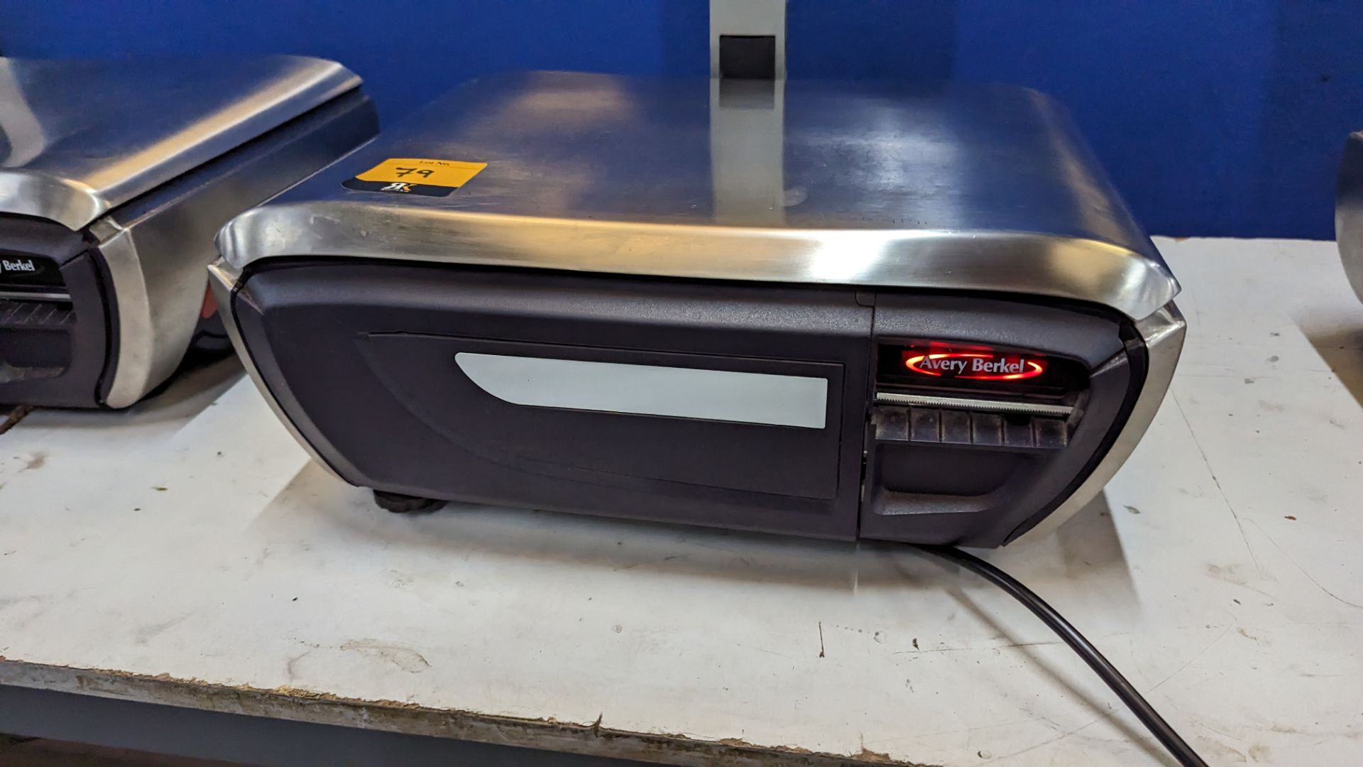 Avery Berkel Xti 400 Label & Receipt printing scale. 6kg/15kg capacity. These scales include a 10" - Image 10 of 17