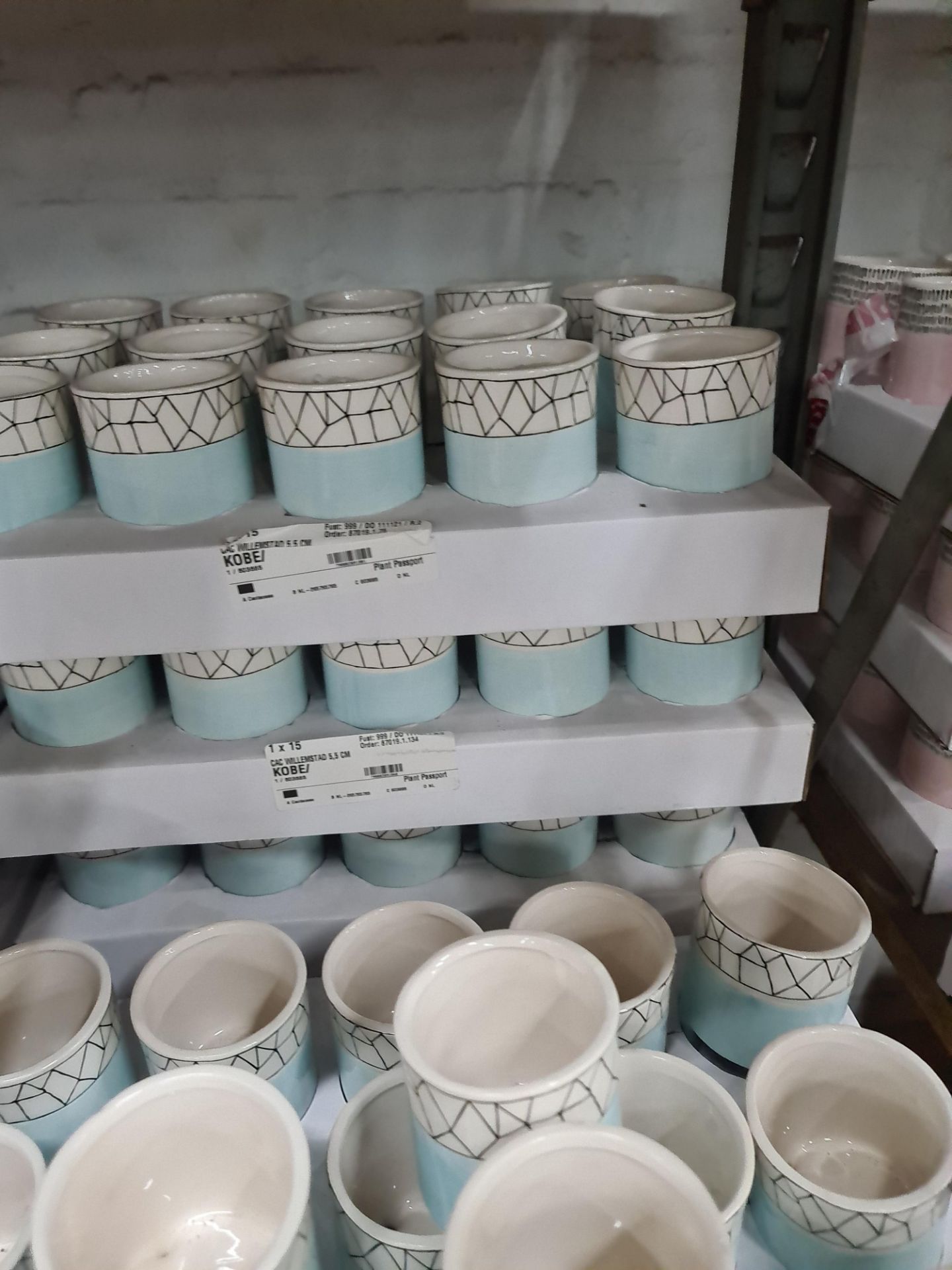 4 trays of Kobe 5.5cm blue patterned pots each standing on 3 legs, approximately 63 pots in total - Image 5 of 6