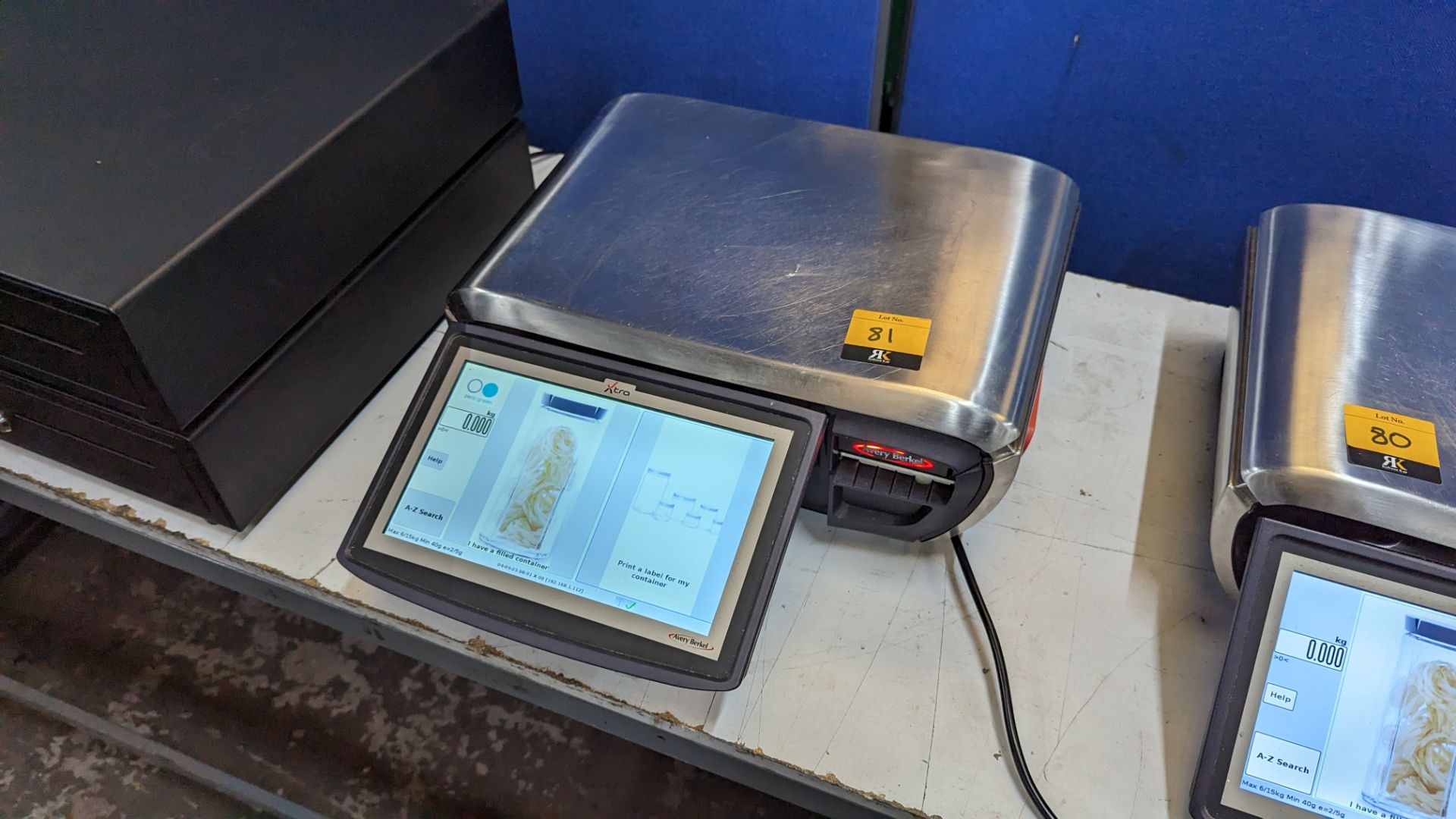 Avery Berkel Xti 100 Label & Receipt printing scale. 6kg/15kg capacity, 10" operator touchscreen dis - Image 3 of 18