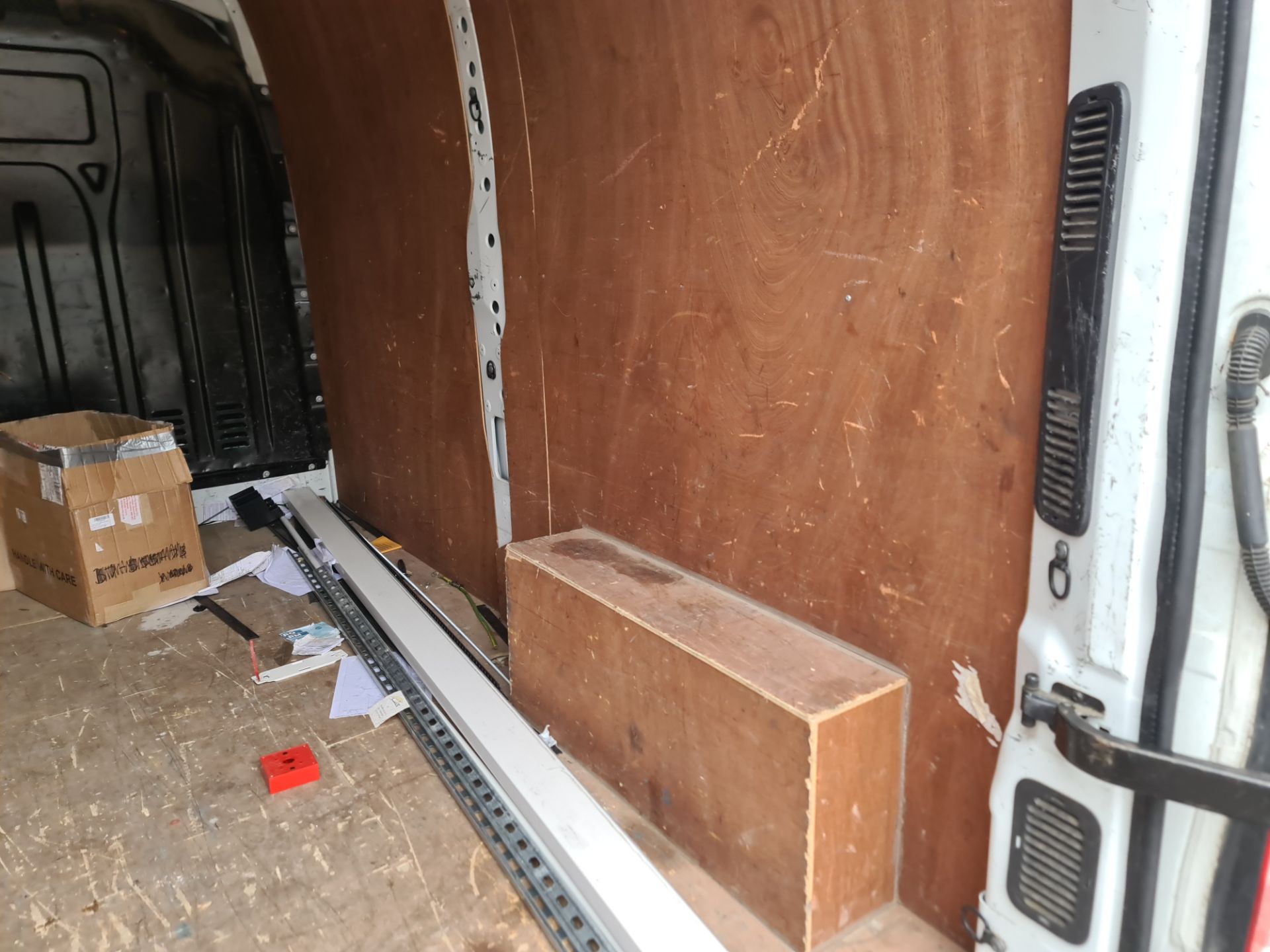 2015 Nissan NV400 SE DCI panel van - Image 31 of 74