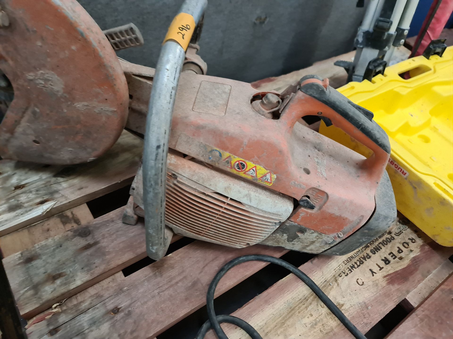 Stihl petrol saw - Image 5 of 7