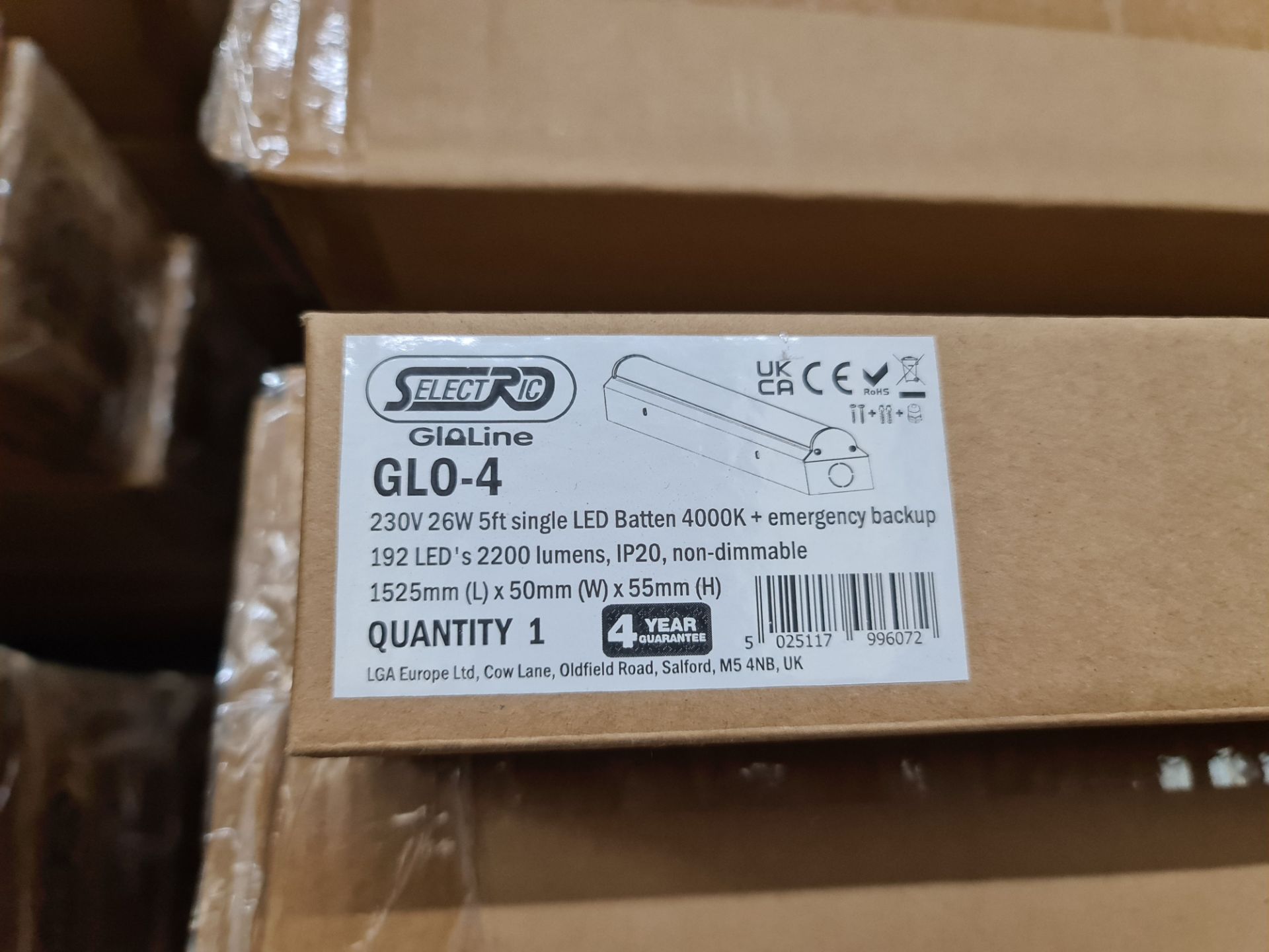 20 off Selectric Gloline GLO-4 230V 26w 5ft single LED batten (with emergency backup) 4000k lights.