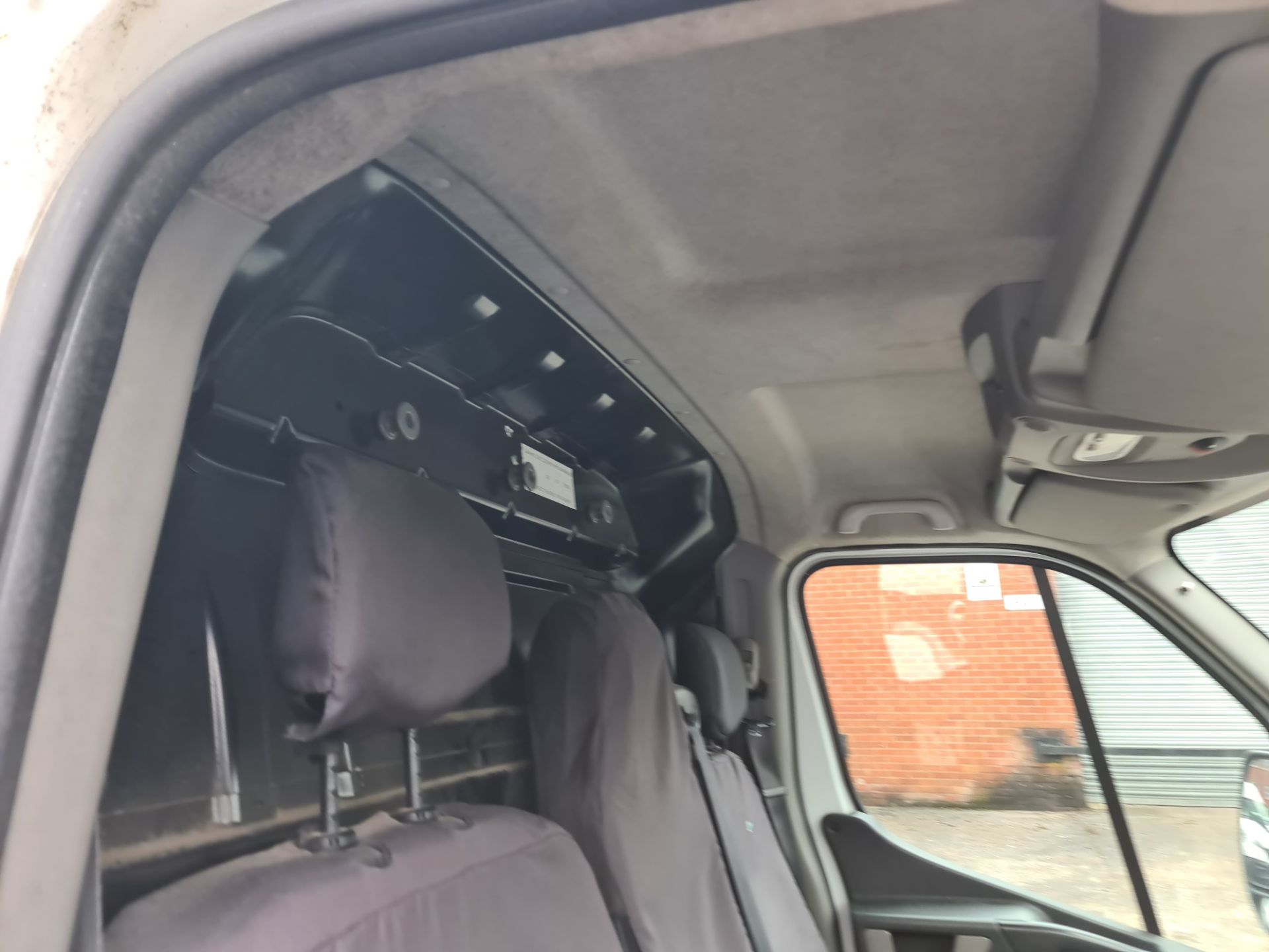 2015 Nissan NV400 SE DCI panel van - Image 17 of 74