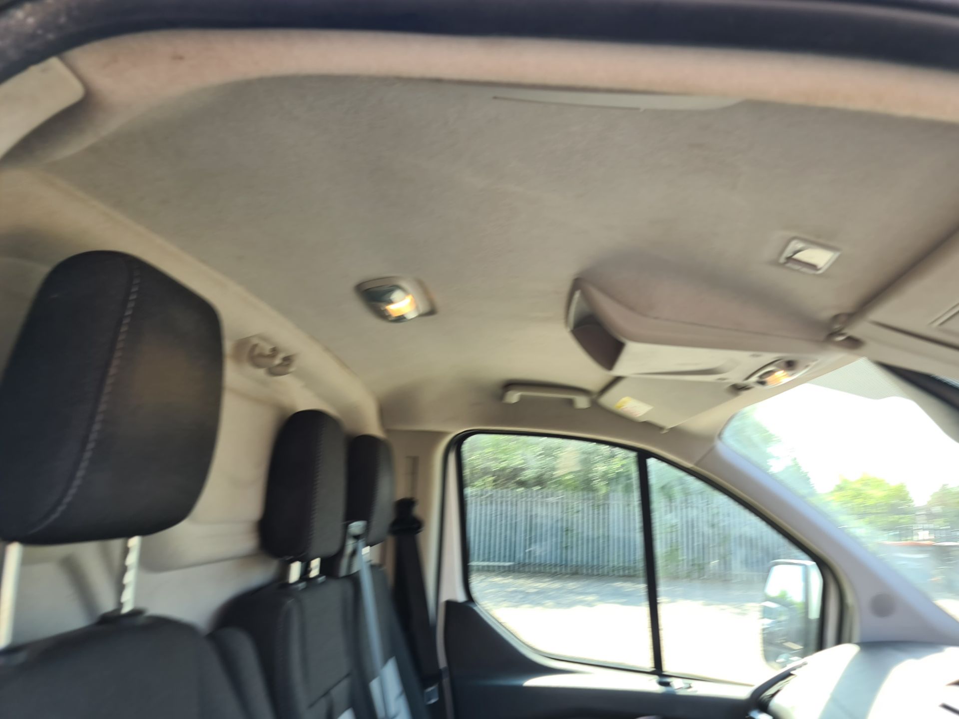 2016 Ford Transit Custom 290 LTD E-Tech panel van - Image 30 of 74