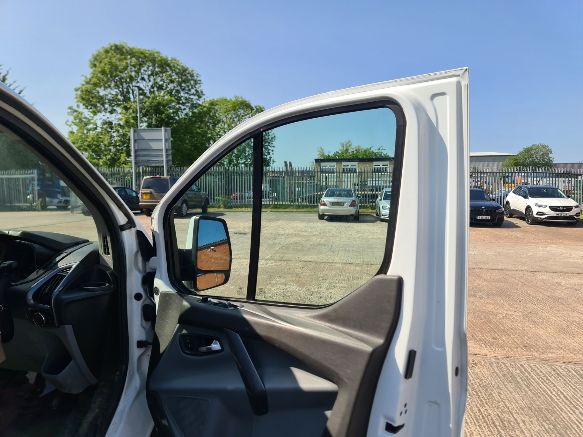 2016 Ford Transit Custom 290 LTD E-Tech panel van - Image 74 of 74