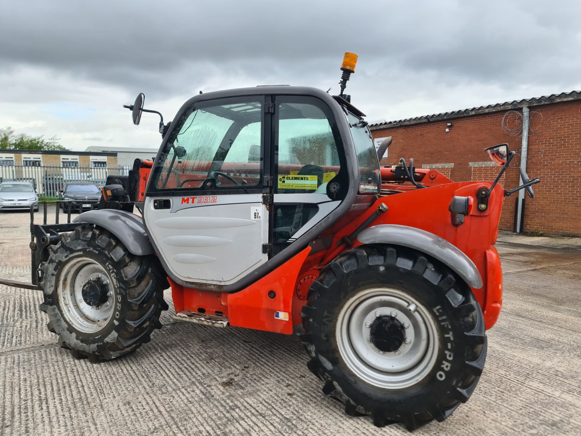 2007 Manitou Telehandler model MT 932 - Image 13 of 124