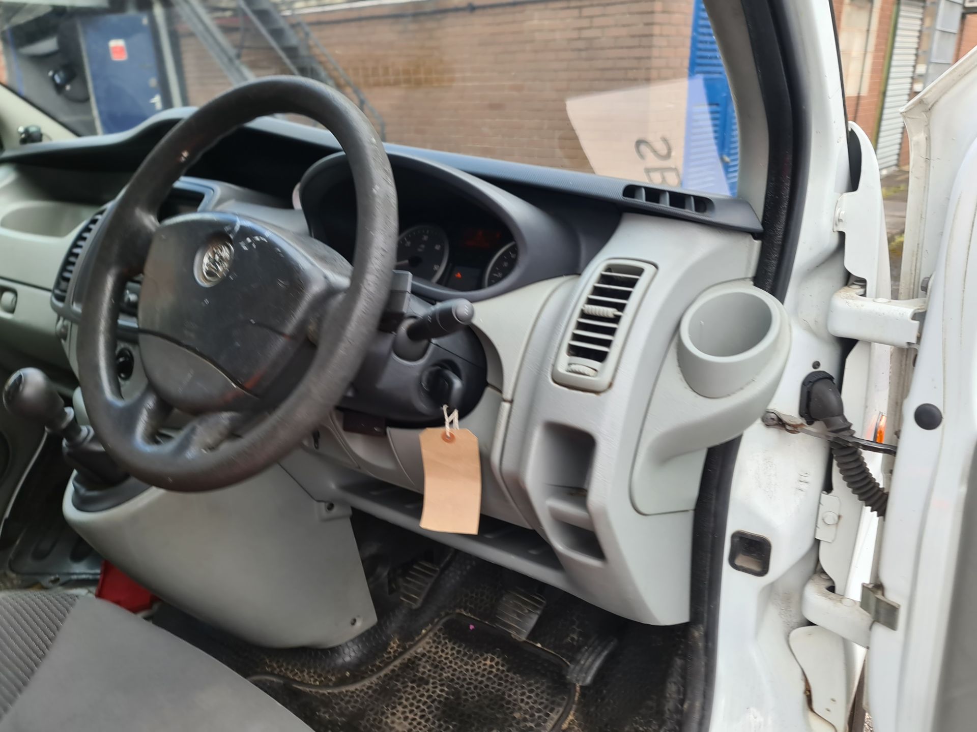 2012 Vauxhall Vivaro 2900 CDTi LWB panel van - Image 15 of 97