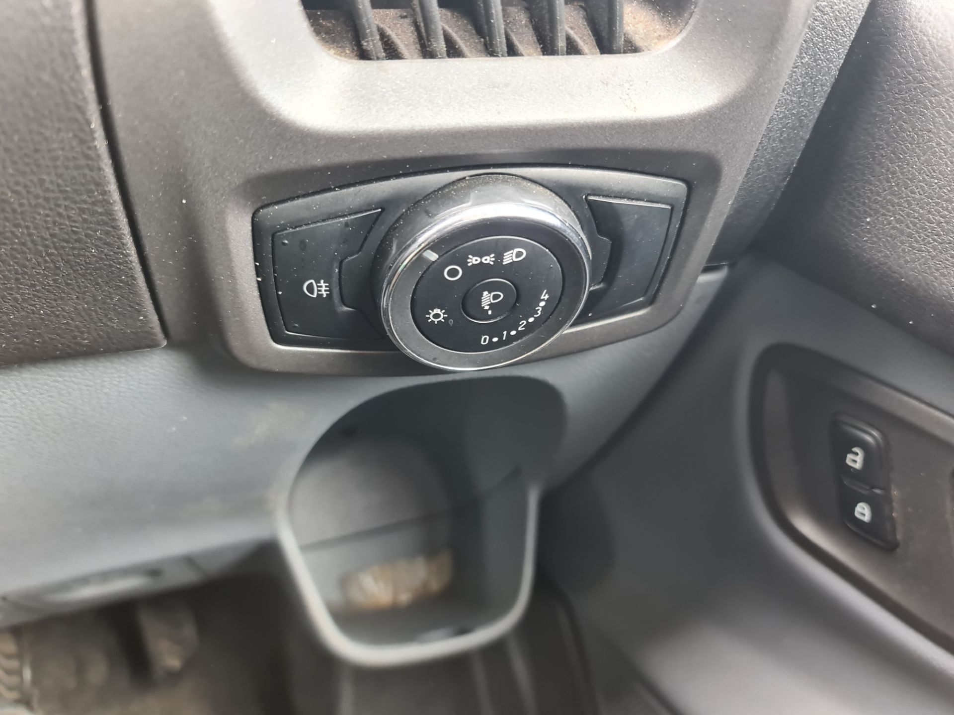 2018 Ford Transit Custom 270 panel van - Image 69 of 74