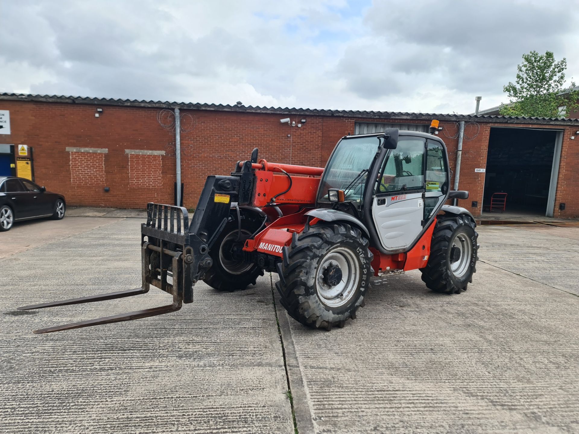 2007 Manitou Telehandler model MT 932