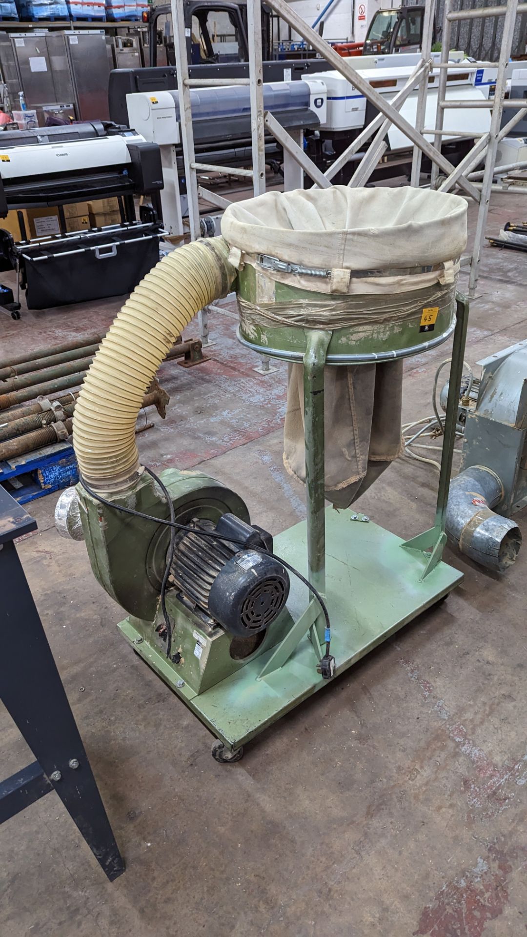 Single bag dust extraction system - Image 2 of 9