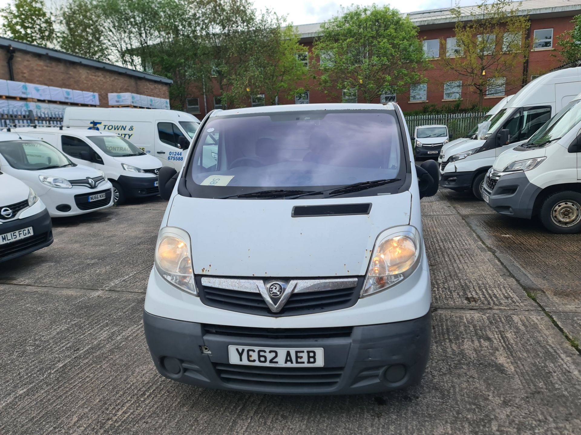 2012 Vauxhall Vivaro 2900 CDTi LWB panel van - Image 8 of 97