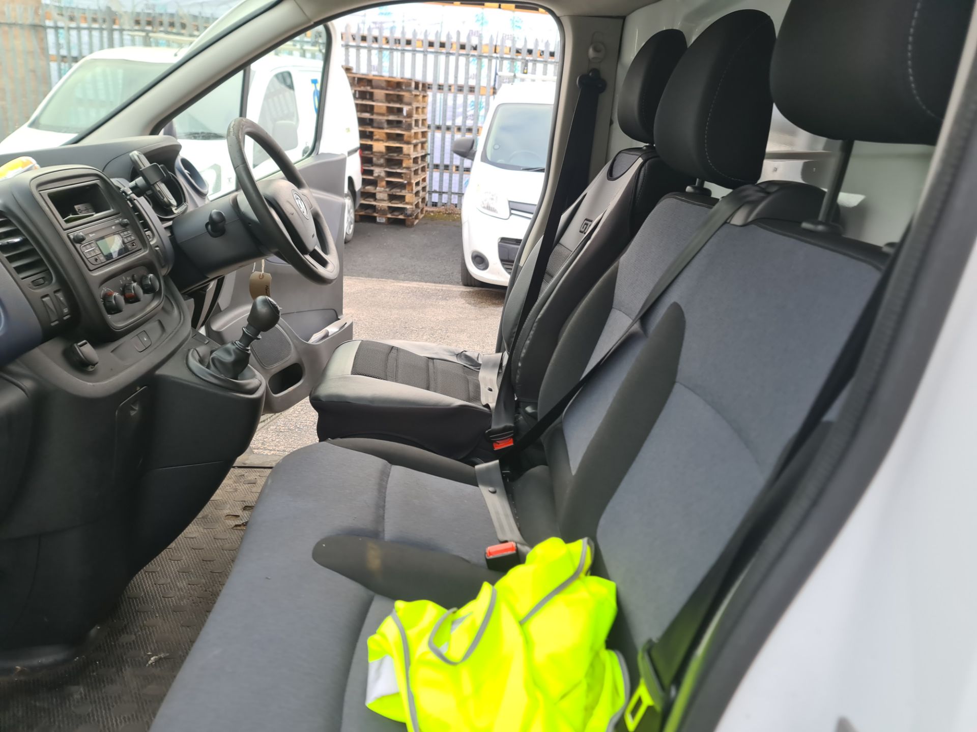 2015 Vauxhall Vivaro 2900 CDTi panel van - Image 59 of 81