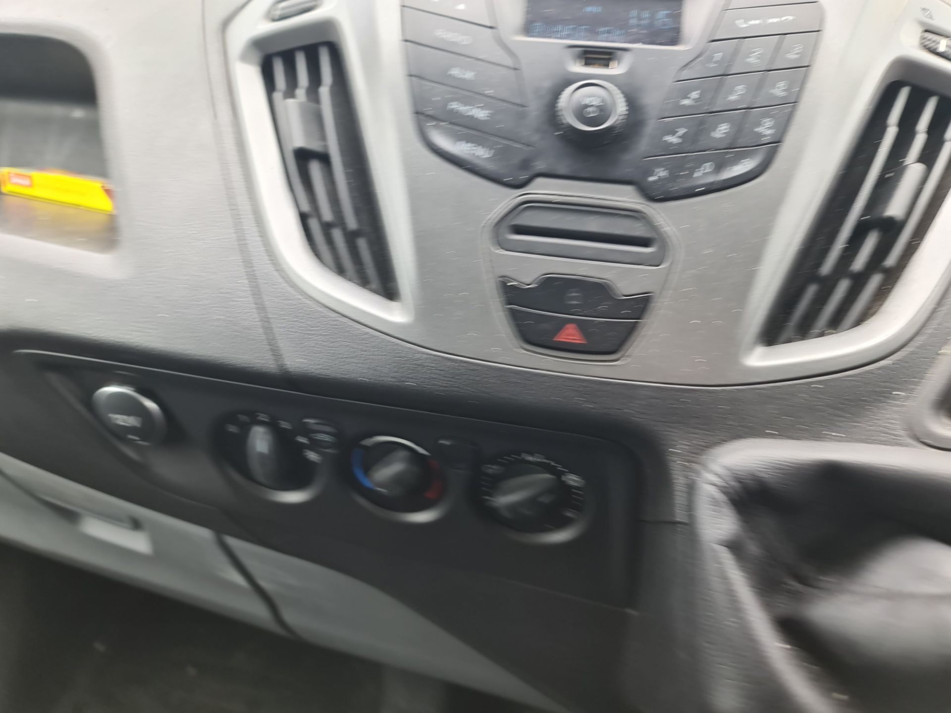 2018 Ford Transit Custom 270 panel van - Image 71 of 74