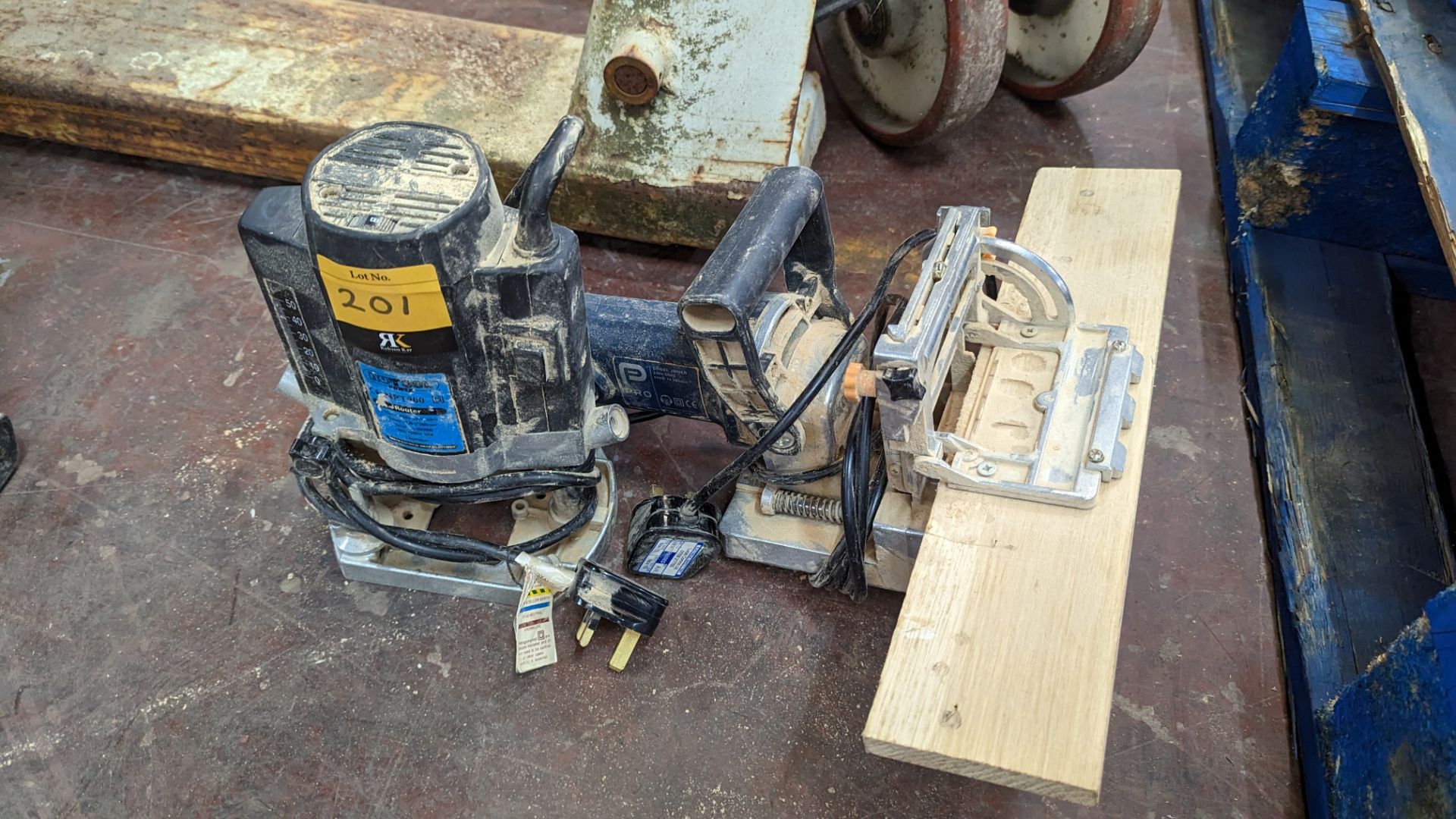 Mixed power tool lot comprising Nutool handheld router & Protool dowel joiner - Image 2 of 9