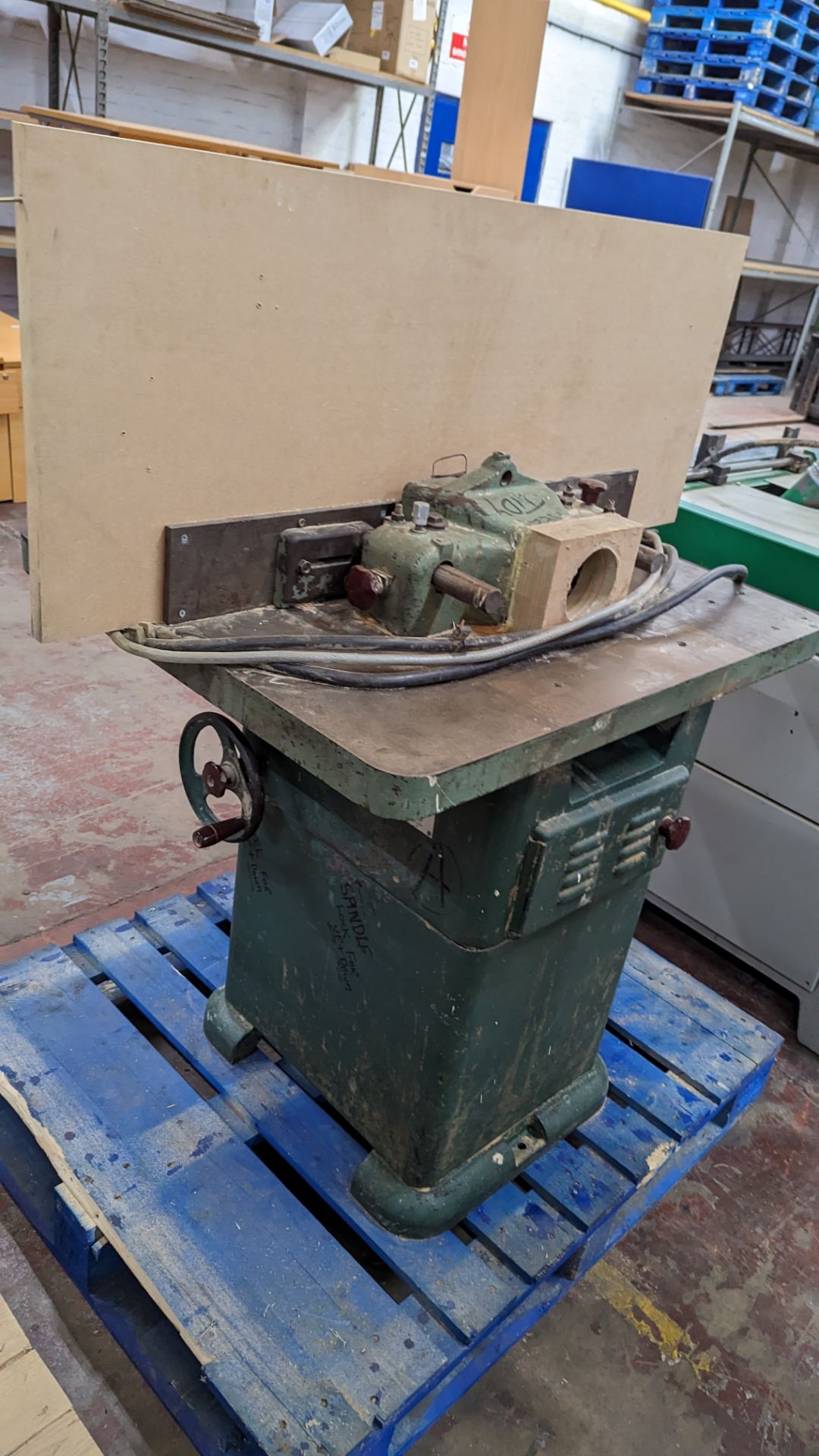 Wadkin Bursgreen spindle moulder, machine no. BER2/79608 - Image 12 of 14