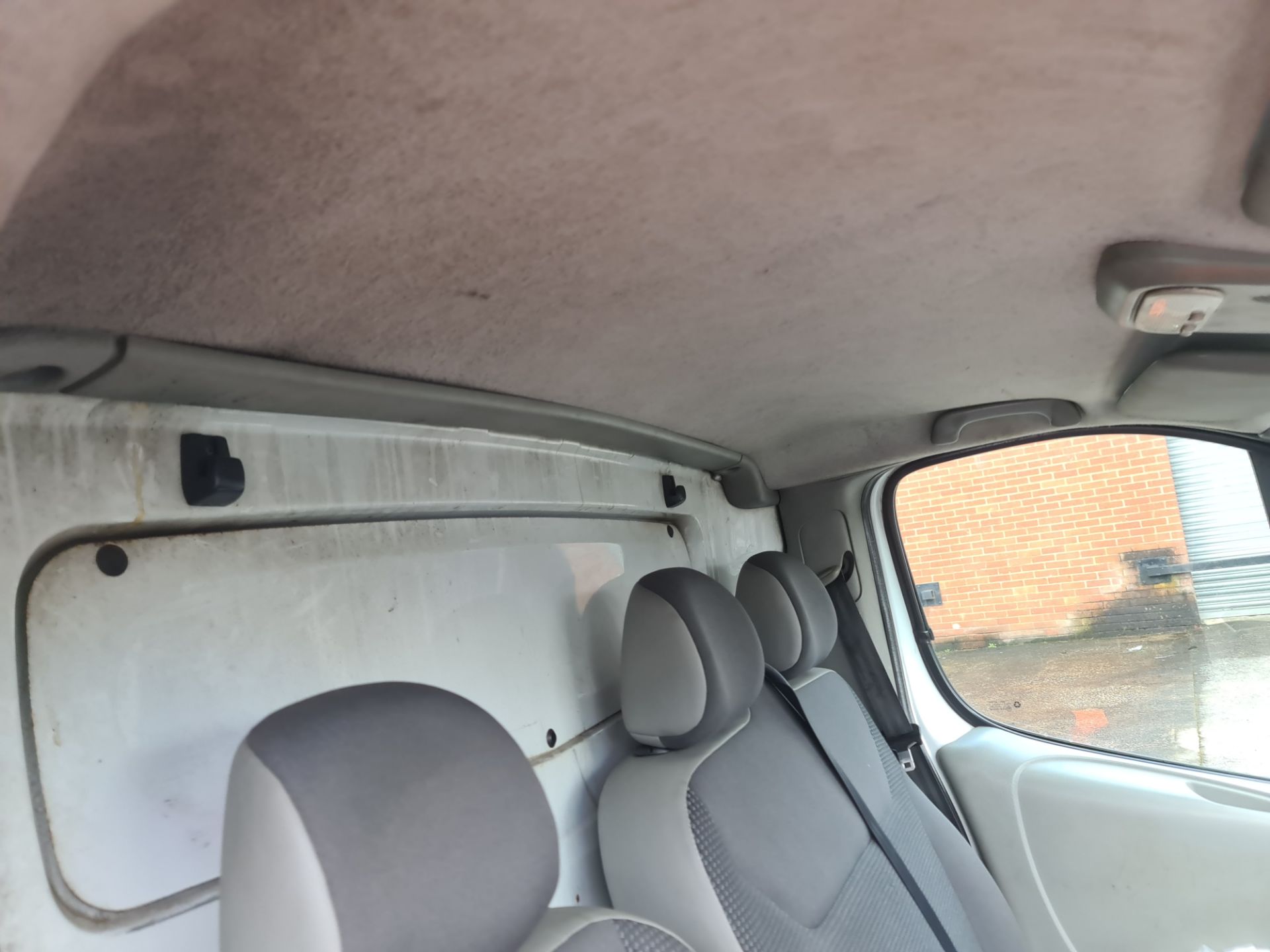 2012 Vauxhall Vivaro 2900 CDTi LWB panel van - Image 23 of 97