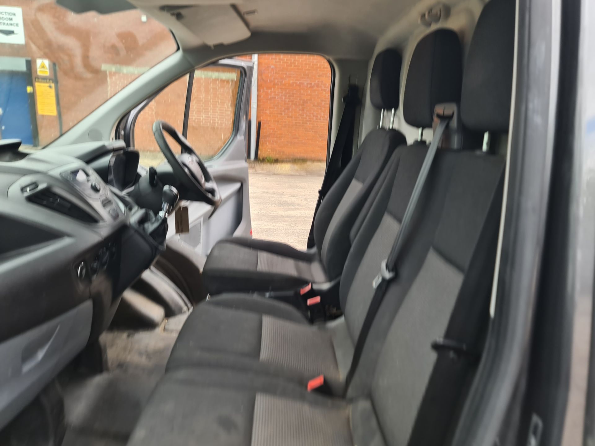 2018 Ford Transit Custom 270 panel van - Image 56 of 71