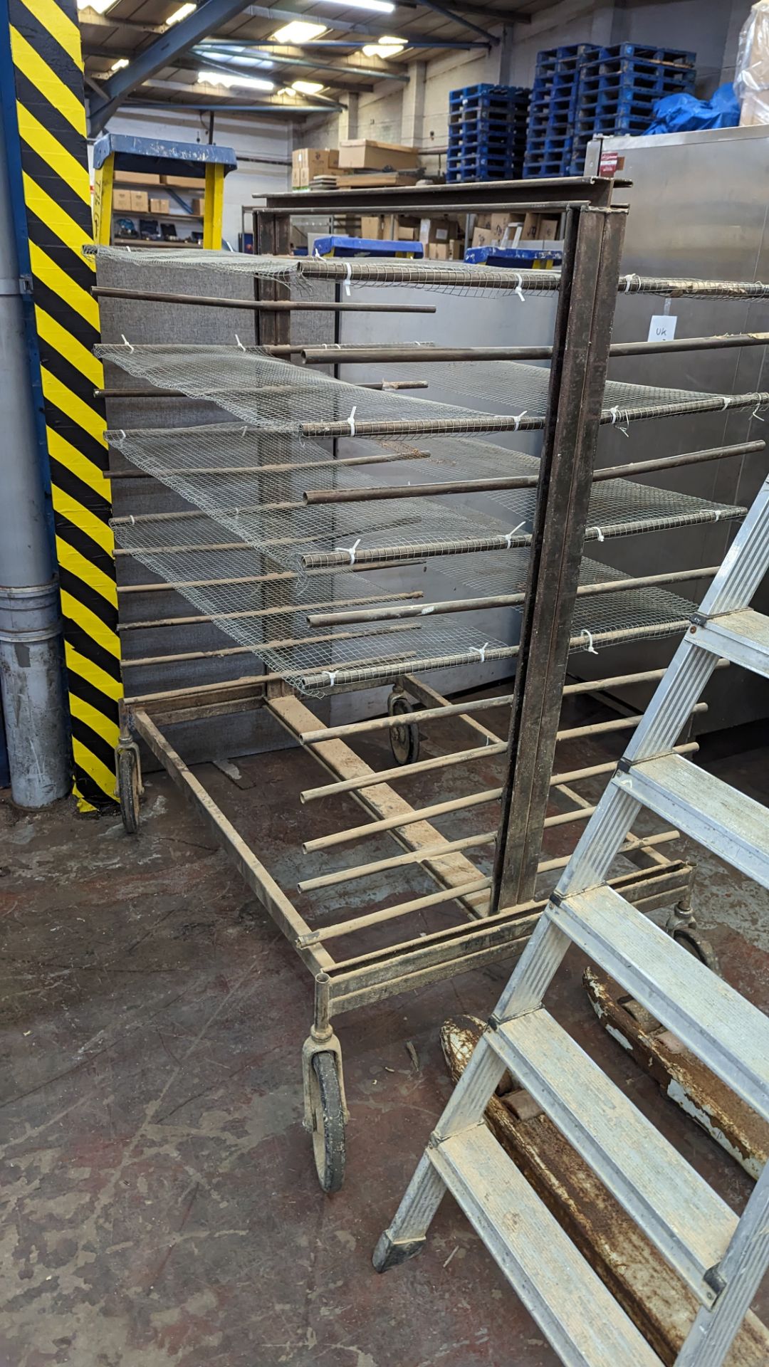 3 off large metal drying racks - Image 5 of 7