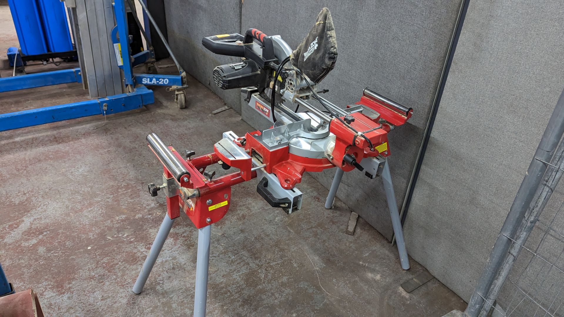 Workzone titanium mitre saw (model HM80MP) on dedicated stand - Image 14 of 14