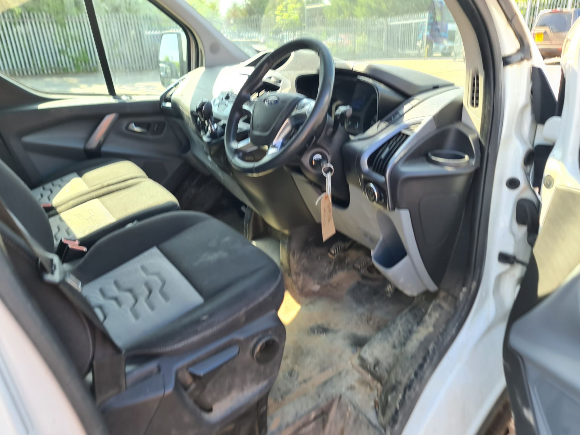 2016 Ford Transit Custom 290 LTD E-Tech panel van - Image 73 of 74