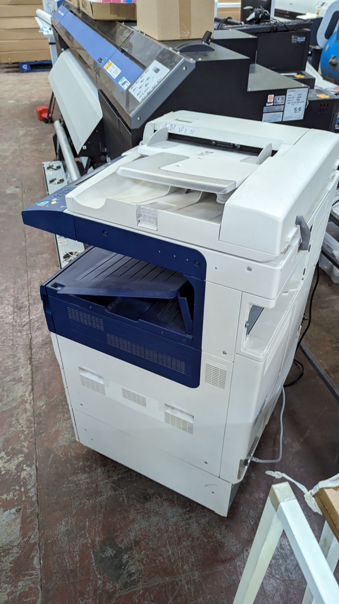 Xerox WorkCentre 7120 floor standing multifunction copier with 4 paper cassettes, auto document feed - Image 9 of 11