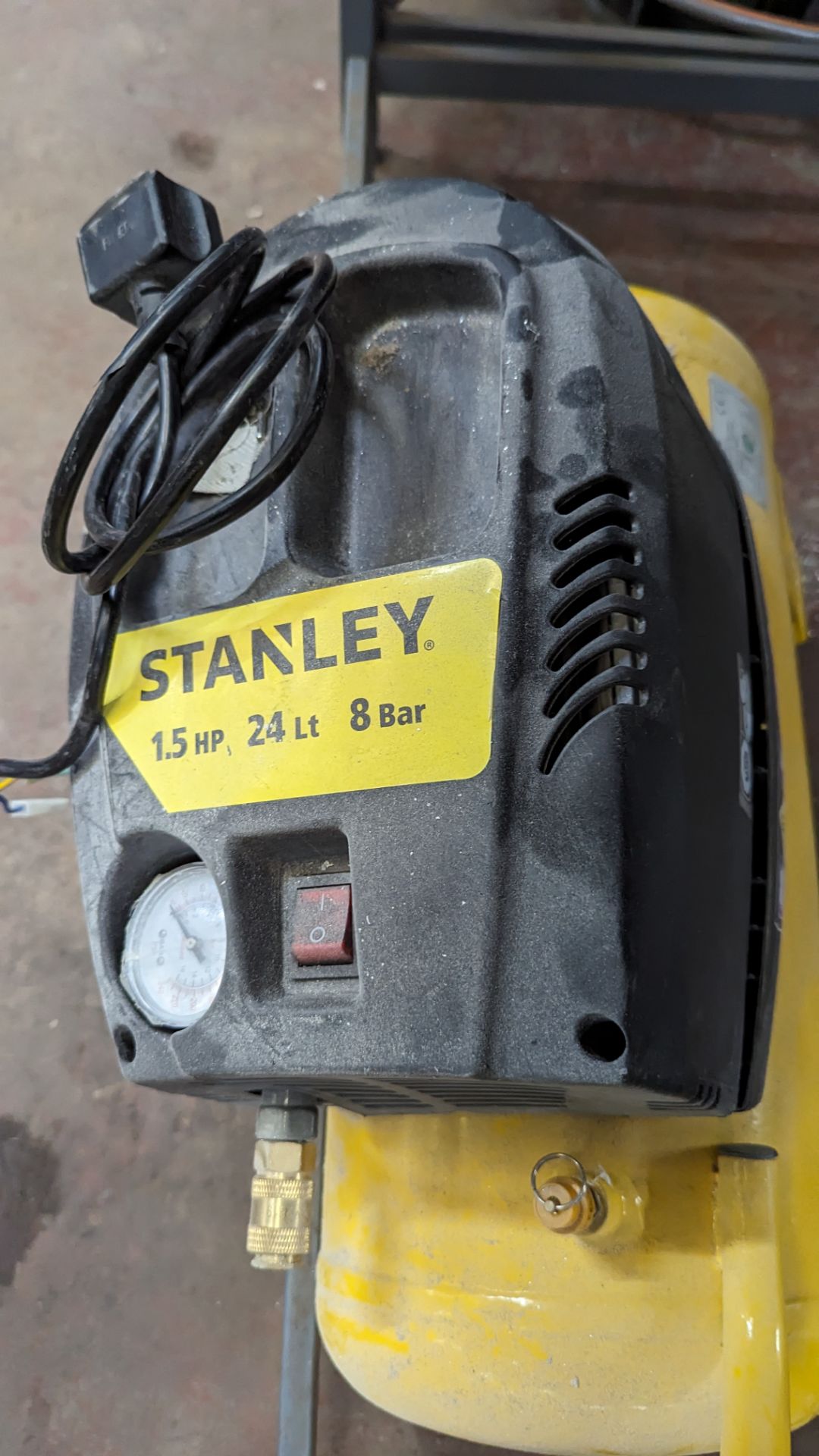 Stanley 1.5hp compressor - Image 6 of 7