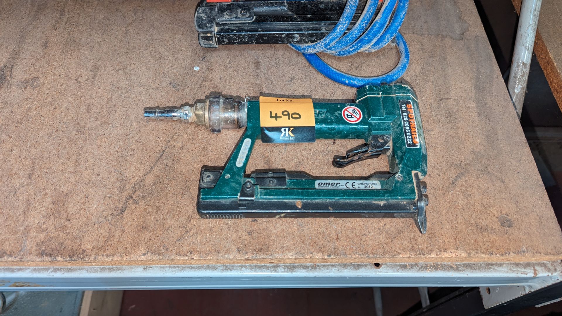2 off assorted air operated nail guns - Image 2 of 4