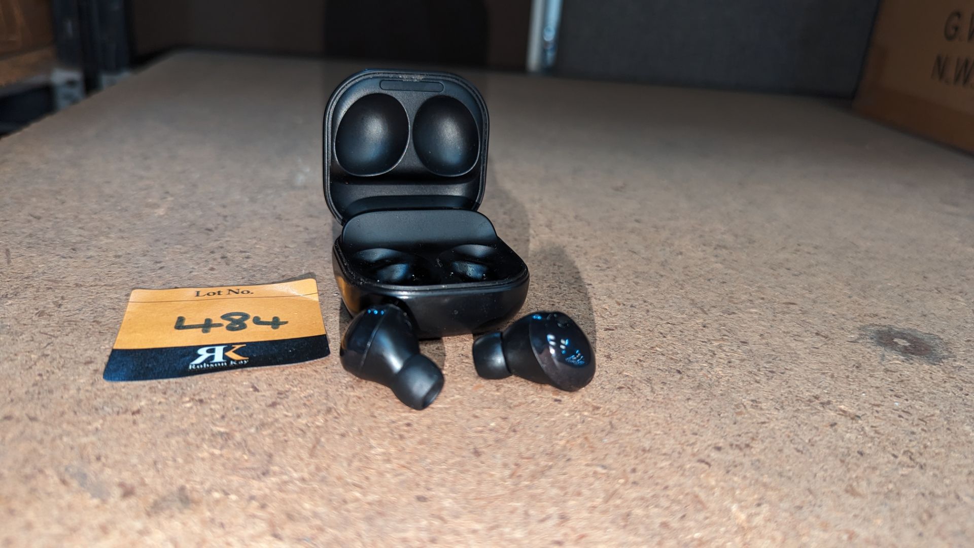 Samsung Galaxy Pro buds - no box or charger - Image 2 of 8