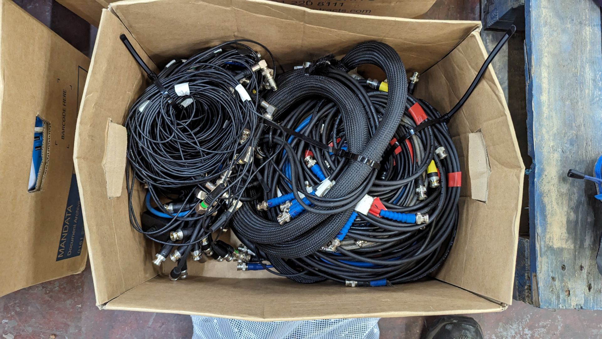 Box of assorted BNC cables - Image 5 of 10