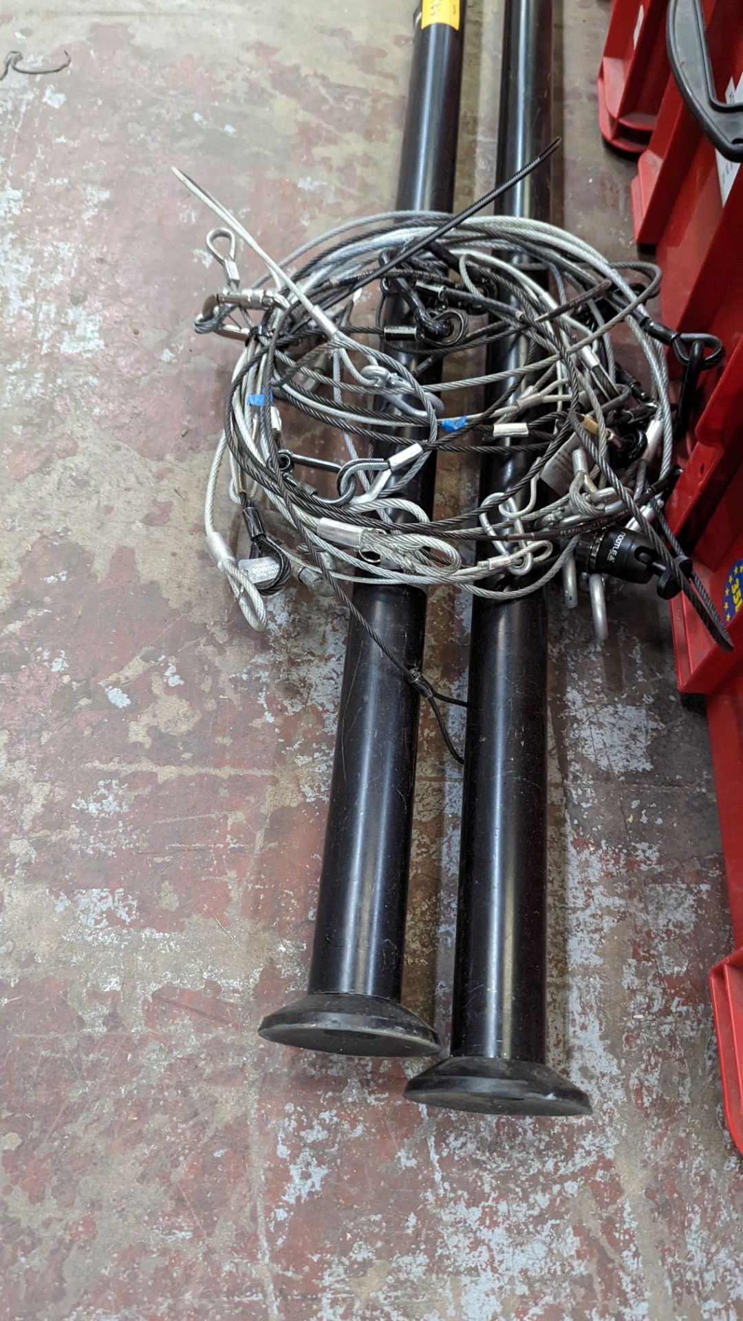 2 off extending poles with quantity of metal cable & clips - Image 5 of 8