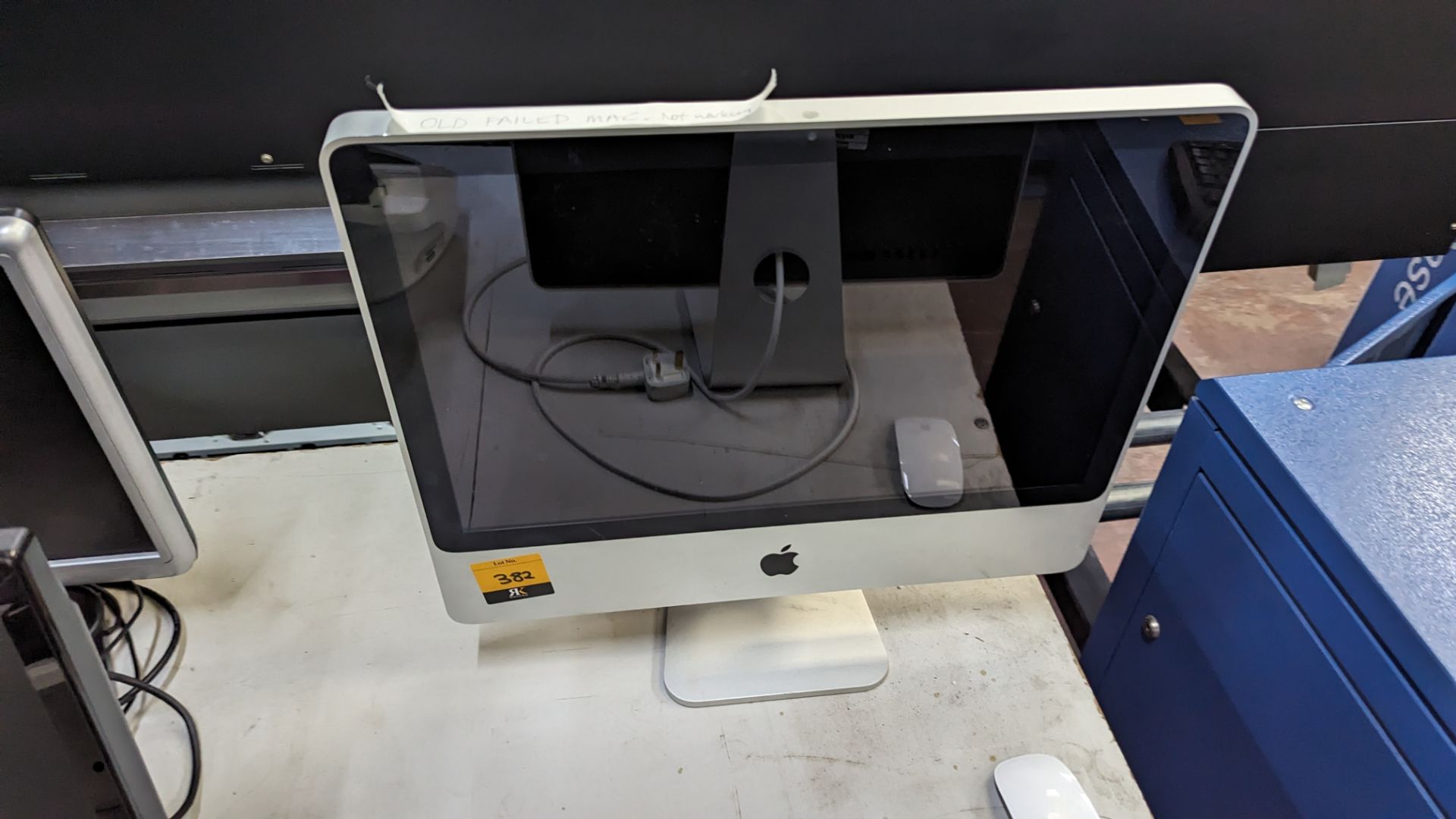 Apple iMac computer model A1224 EMC 2210 including mouse but no keyboard. NB not working - Image 2 of 7