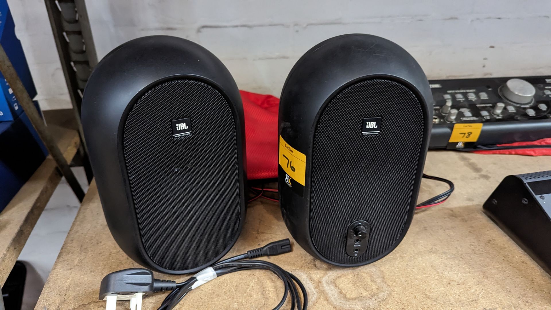 Pair of JBL Professional 1 Series 104 reference monitor powered speakers including cables & bag - Image 8 of 11