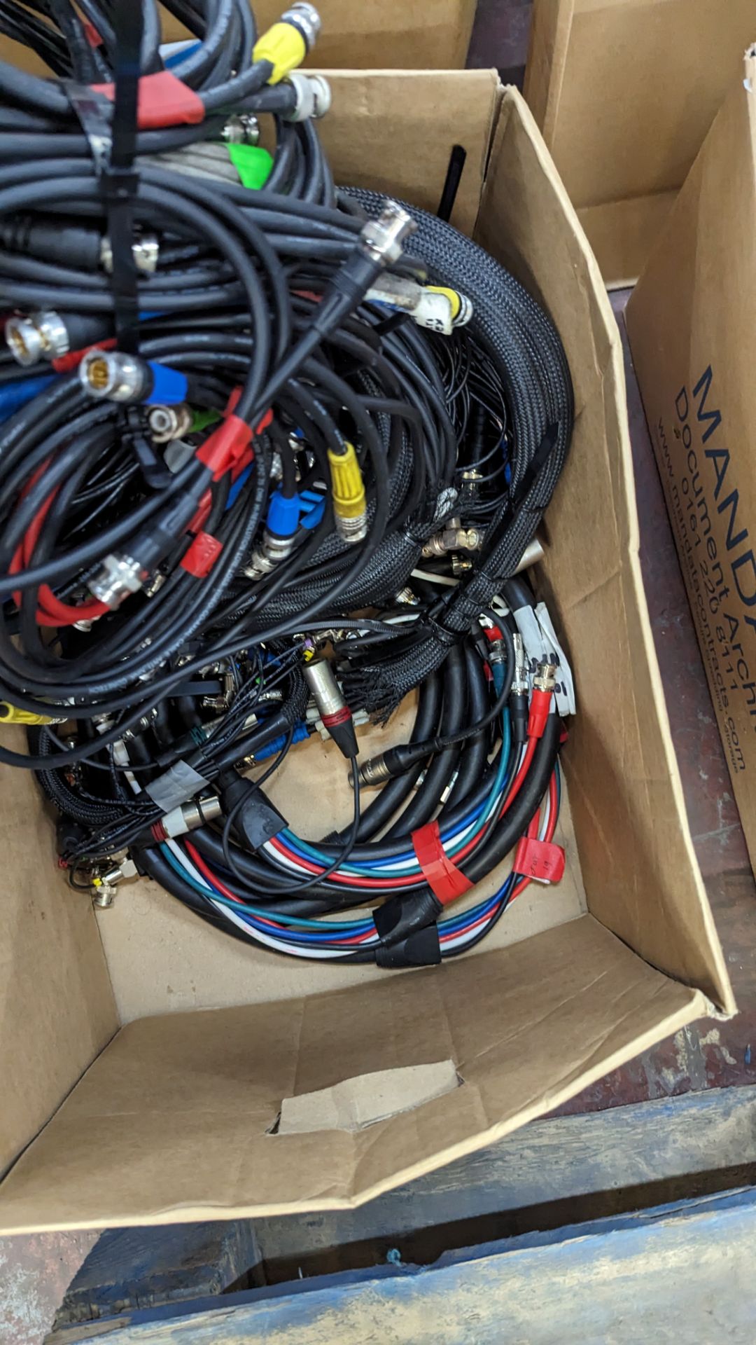 Box of assorted BNC cables - Image 8 of 10