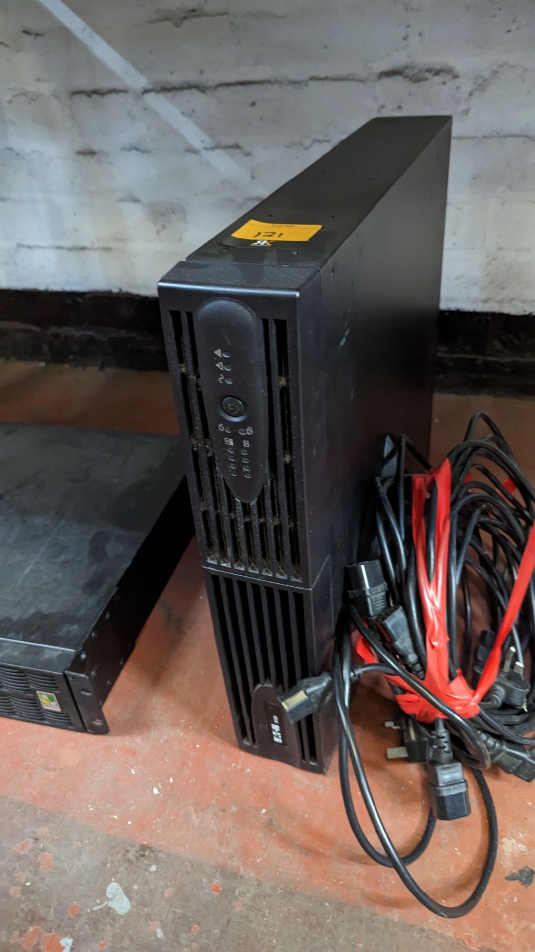 UPS system with cables - Image 3 of 12