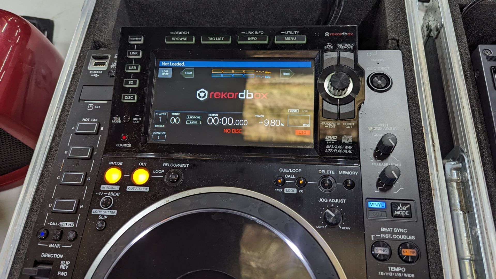 Pioneer Pro DJ package: DJM-900NXS2 Mixer & 2x DJM-900NXS2 multi players - Image 14 of 55