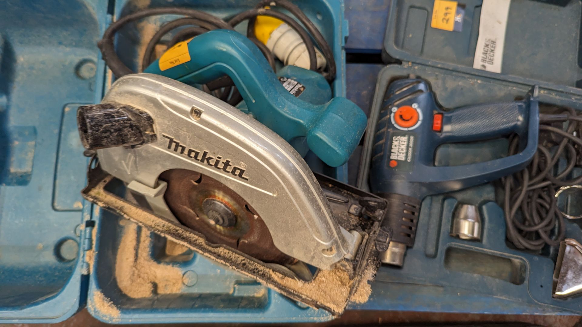 Makita model 5704R 190mm 110V circular saw in case - Image 10 of 10