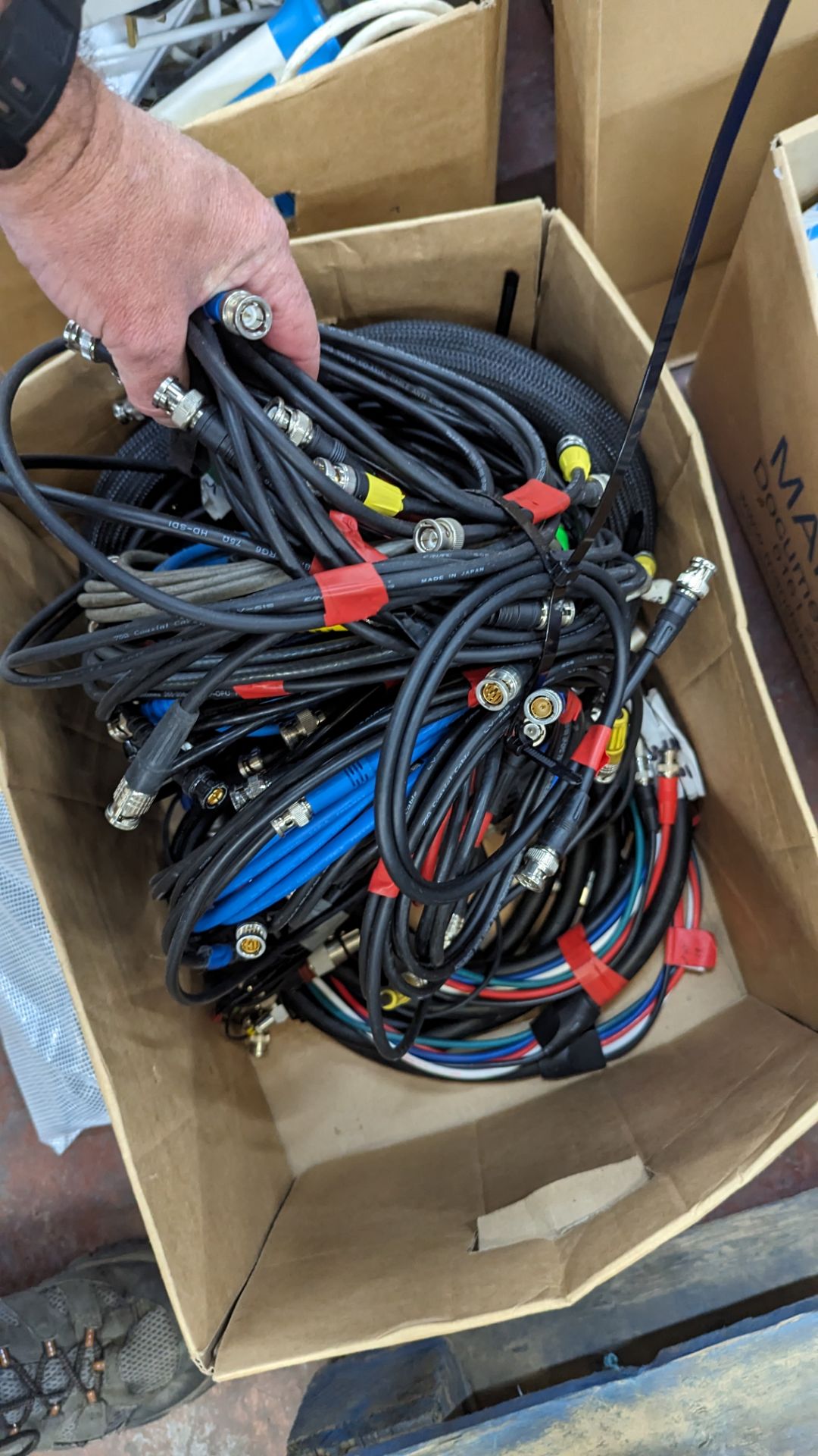 Box of assorted BNC cables - Image 7 of 10