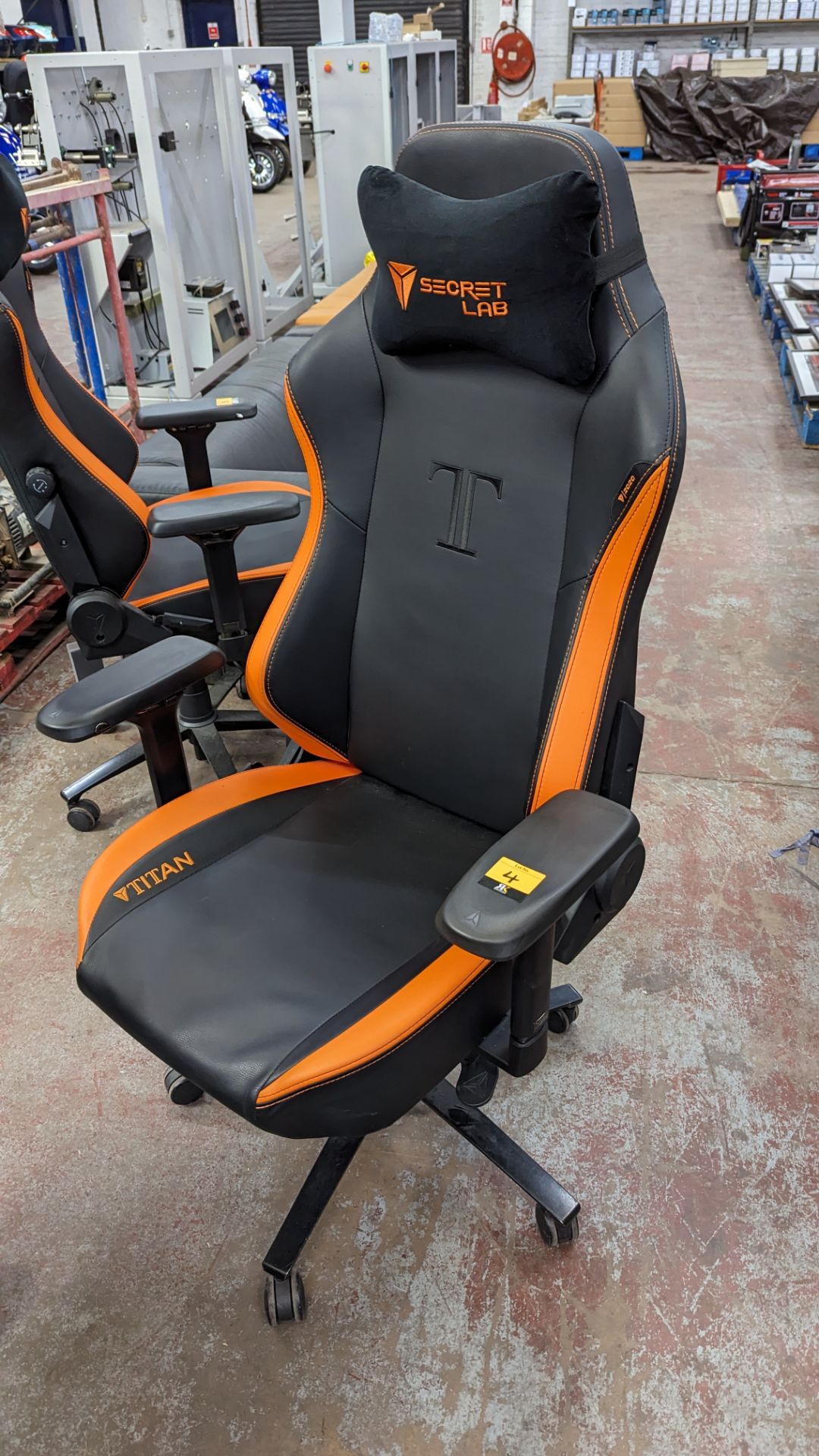 Secretlab Titan 2020 gaming chair - Image 13 of 13