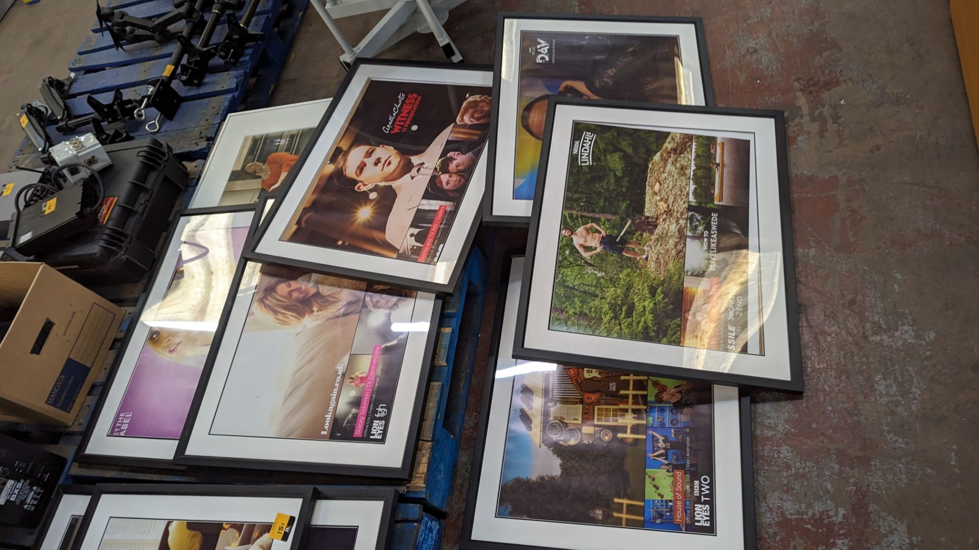 6 off framed pictures - the contents of a pallet - Image 5 of 9