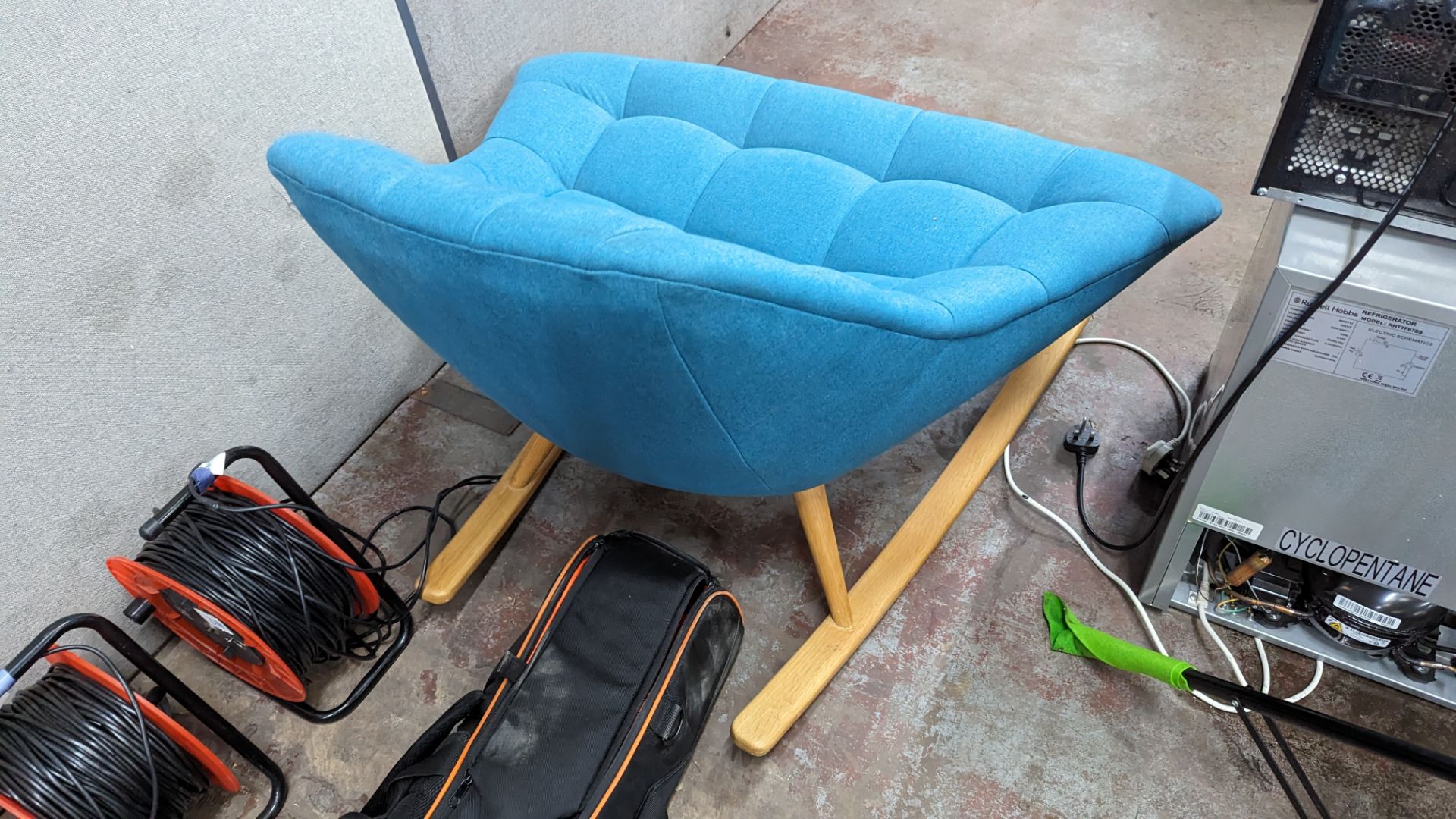 Rocking chair upholstered in aquamarine fabric on wooden legs - Image 4 of 7