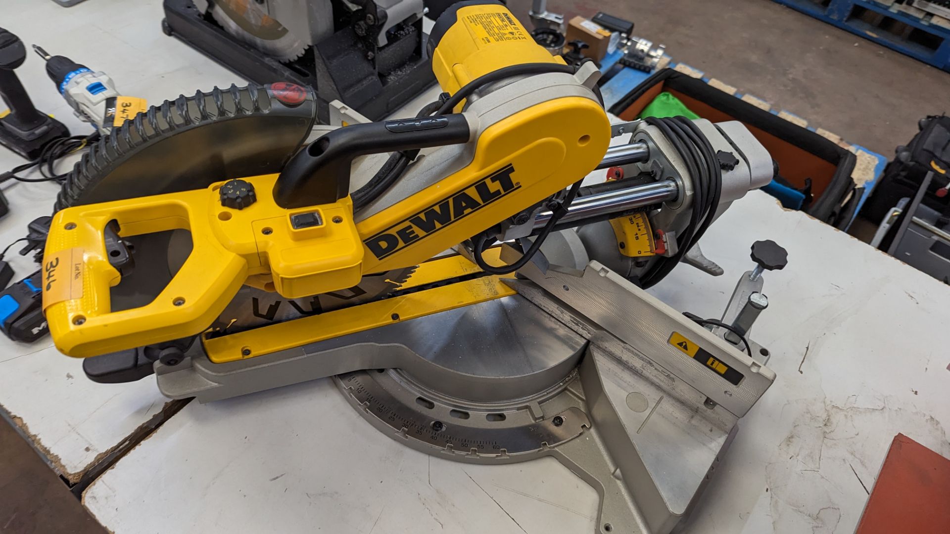 DeWalt pulldown mitre saw model DWS780 - Image 10 of 12