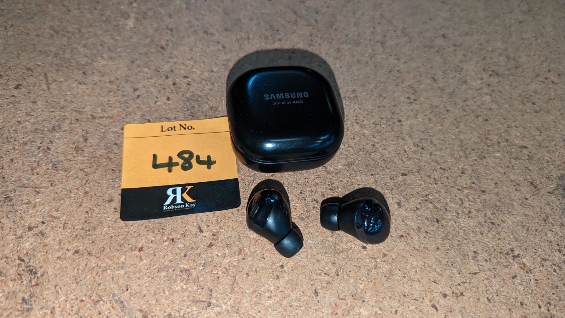 Samsung Galaxy Pro buds - no box or charger - Image 5 of 8