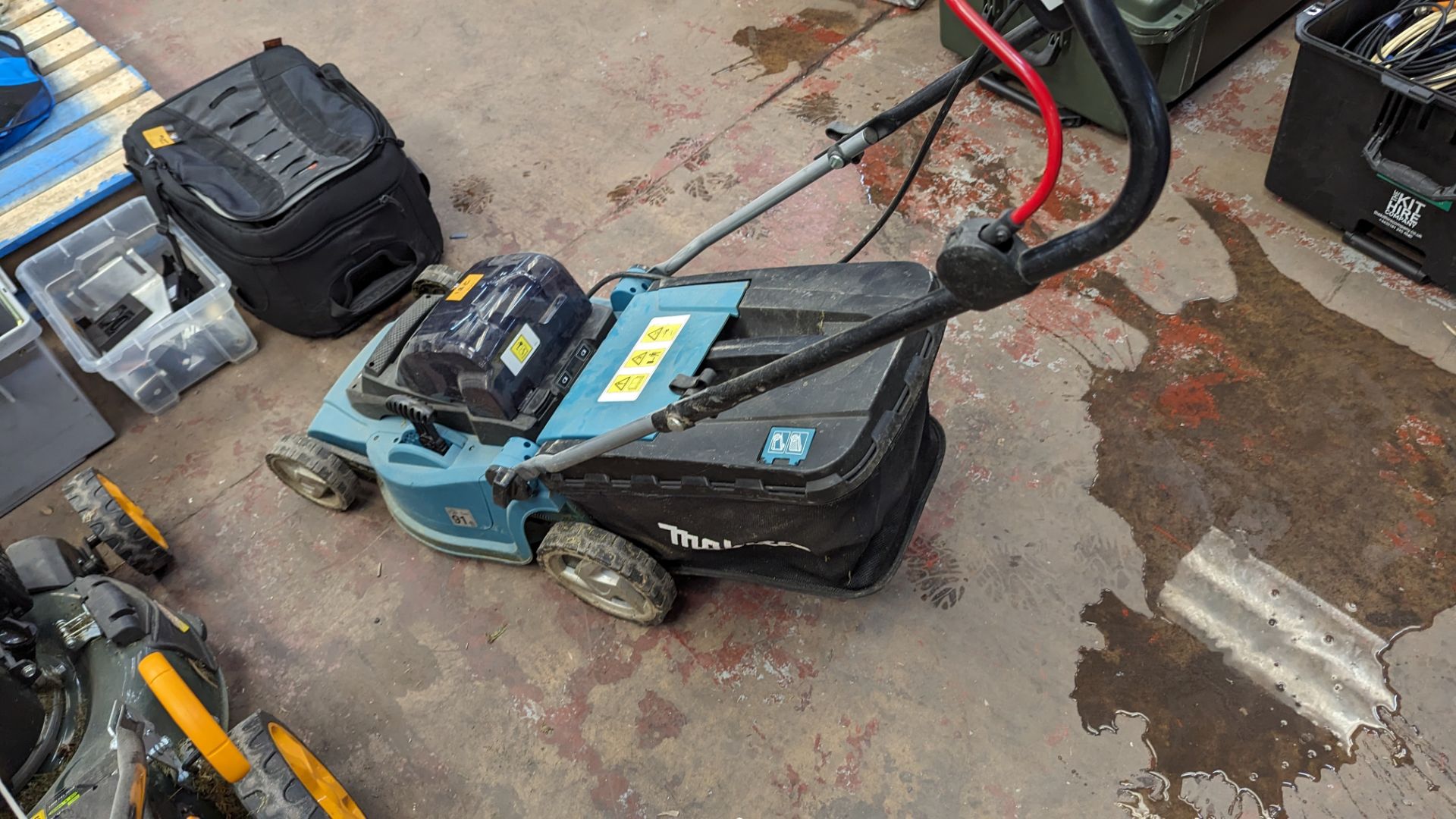 Makita 36V lawnmower. NB no batteries or charger - Image 8 of 12