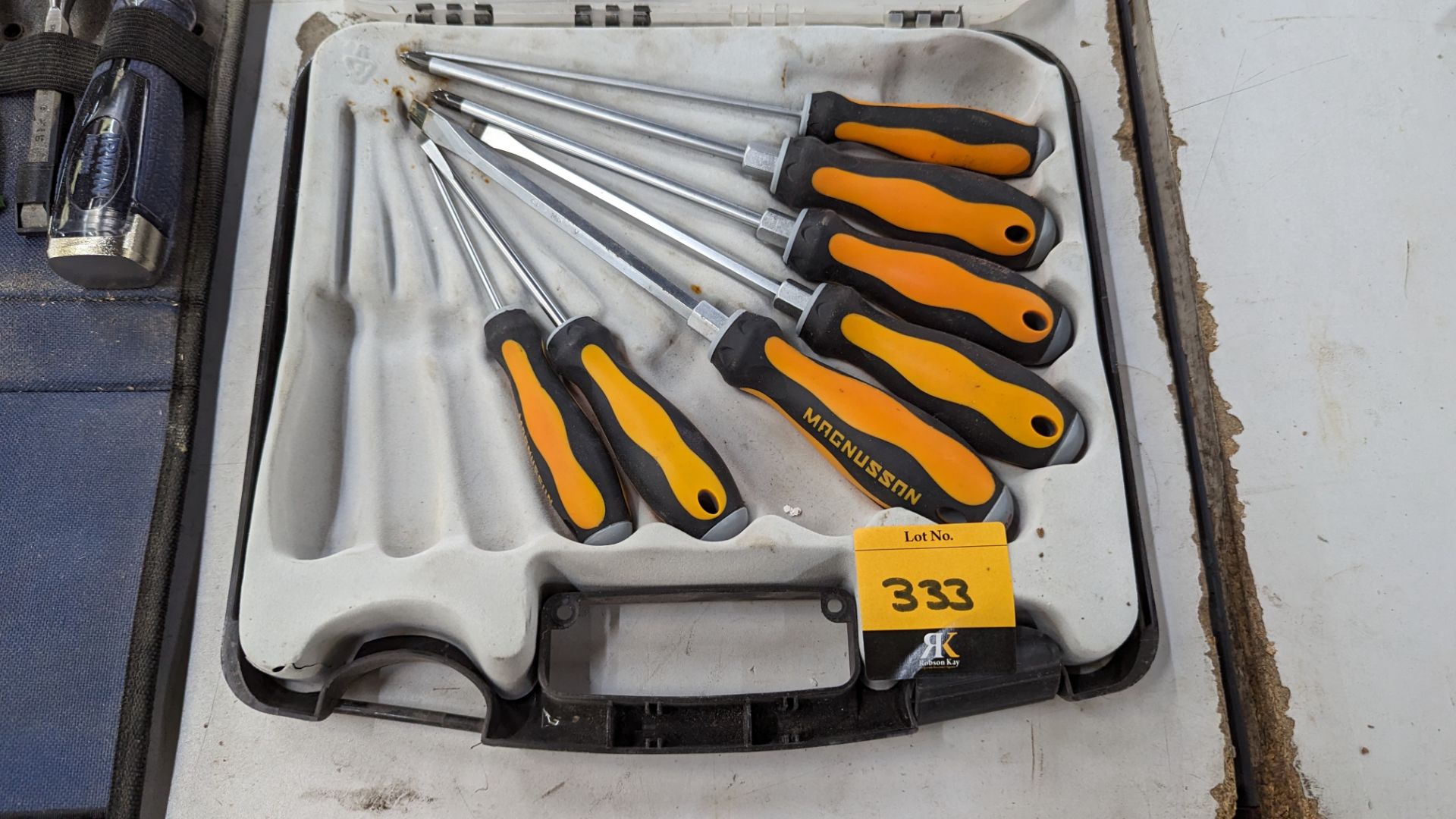 Quantity of hand tools comprising 3 cases & their contents, one comprising chisels, one comprising s - Image 4 of 9