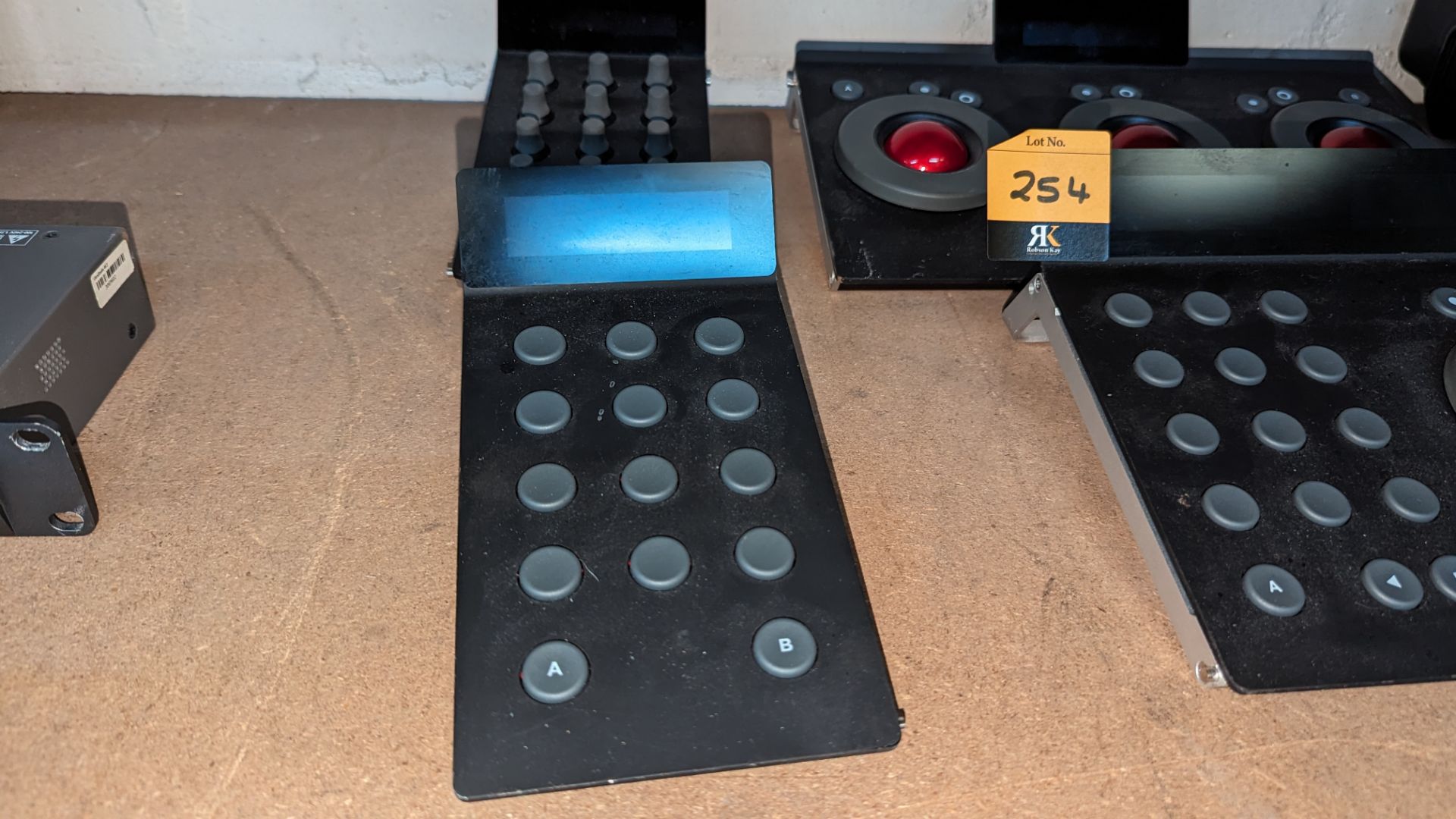 Tangent control system comprising Element-MF, Element-TK, Element-BT, Element-KB plus computer keybo - Image 3 of 7