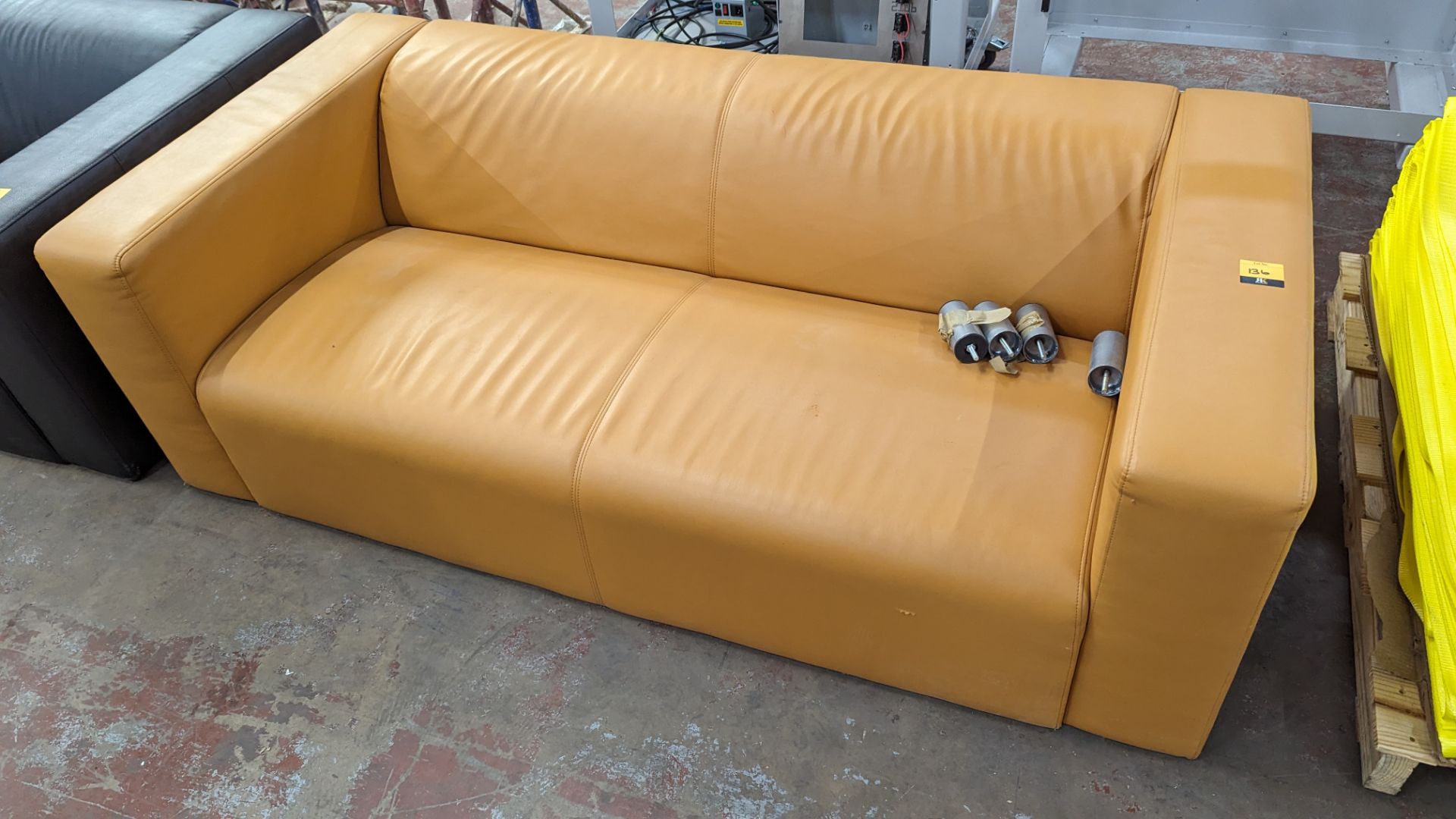 Tan leather/leather look sofa - Image 2 of 4