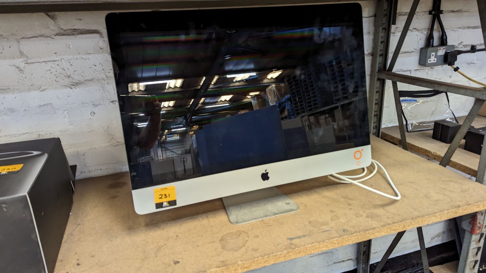 27" Apple iMac model A1312, EMC no. 2429 - Image 4 of 10