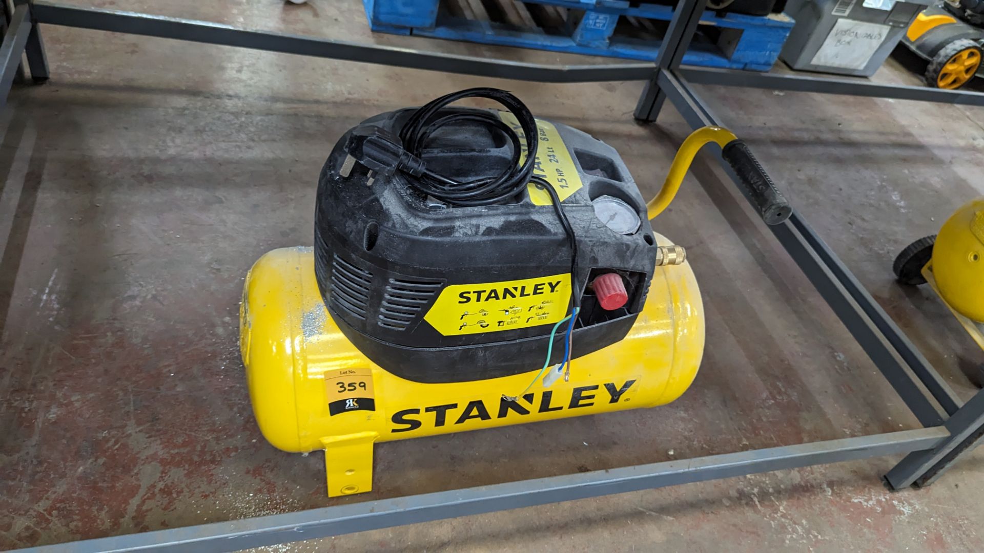 Stanley 1.5hp compressor - Image 4 of 7